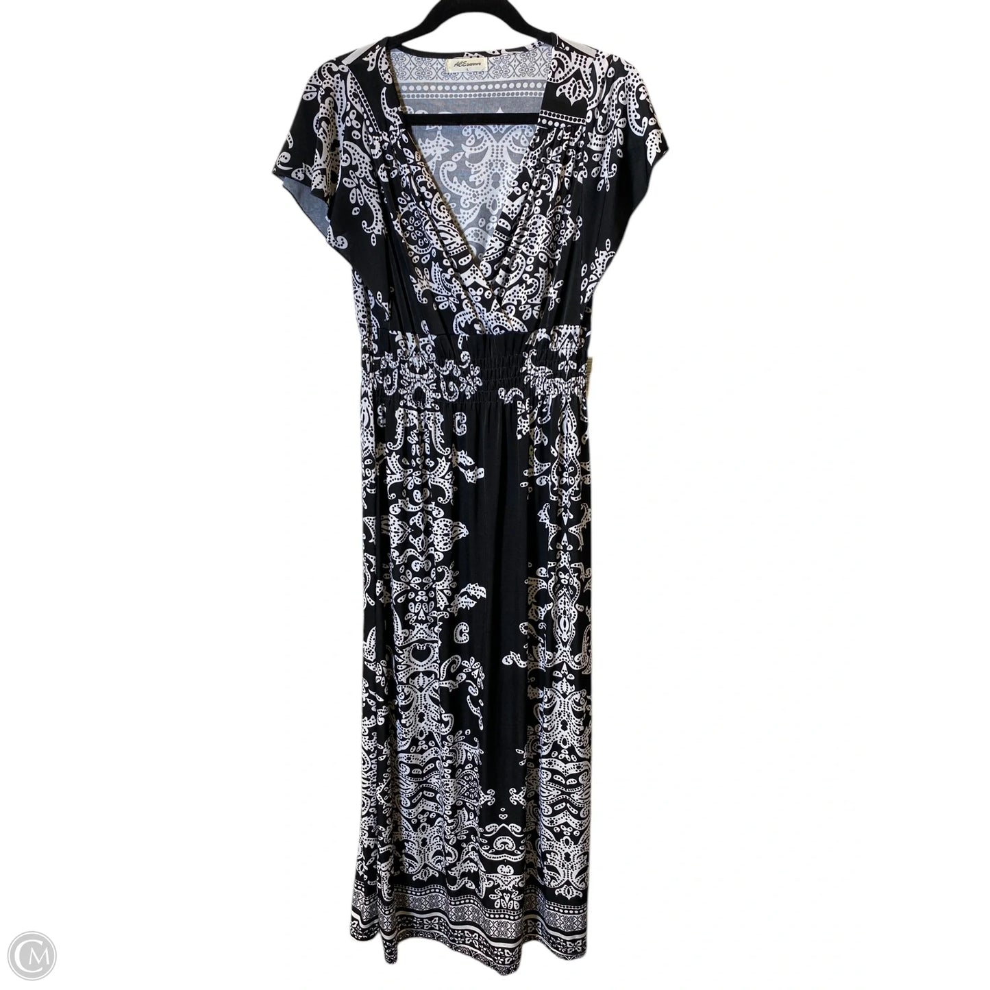 Dress Casual Maxi By Clothes Mentor In Black & White, Size: L