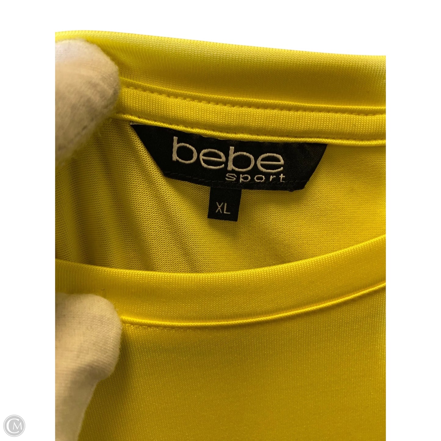 Top Short Sleeve By Bebe In Yellow, Size: Xl