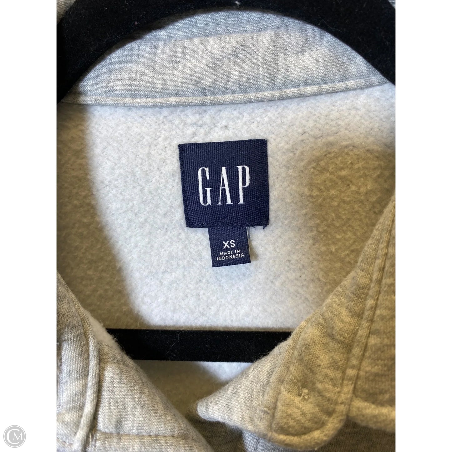 Sweater By Gap In Grey, Size: Xs