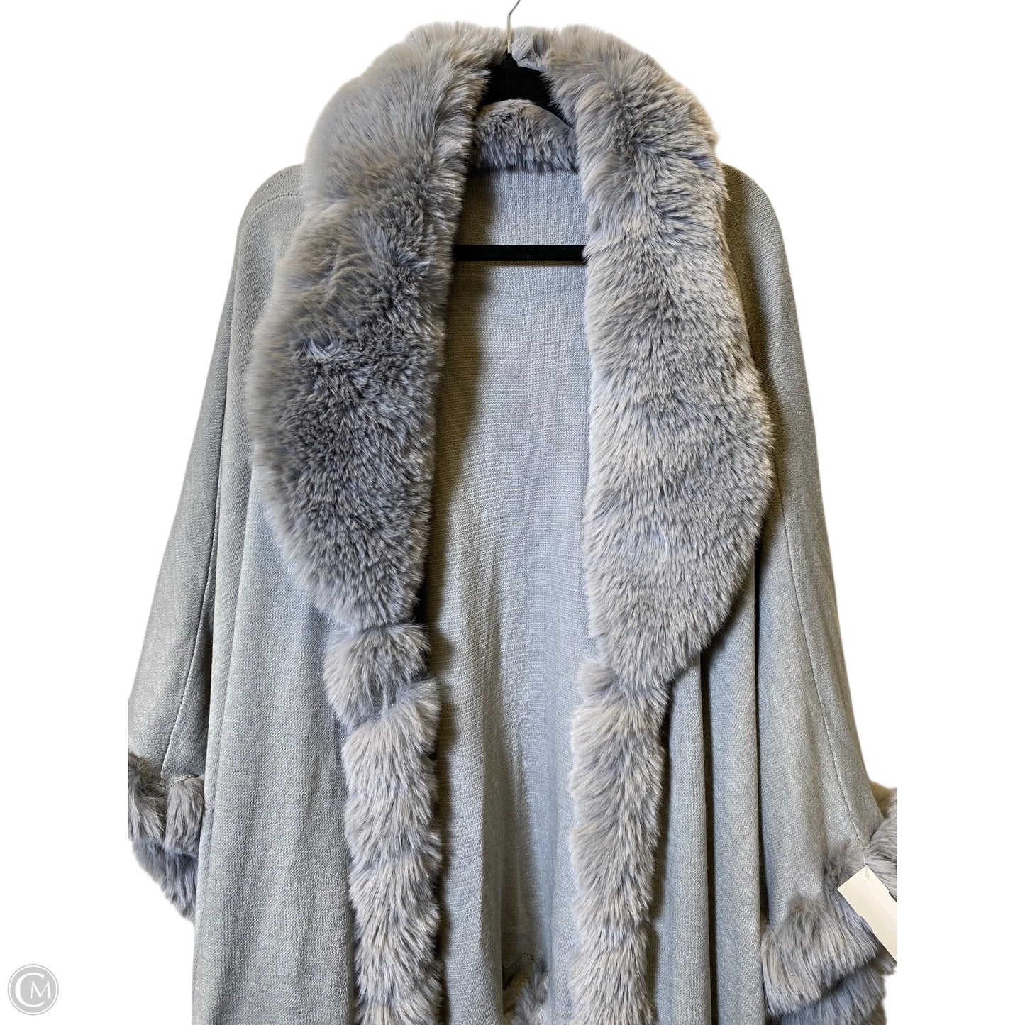 Shawl By Clothes Mentor In Grey, Size: Osfm
