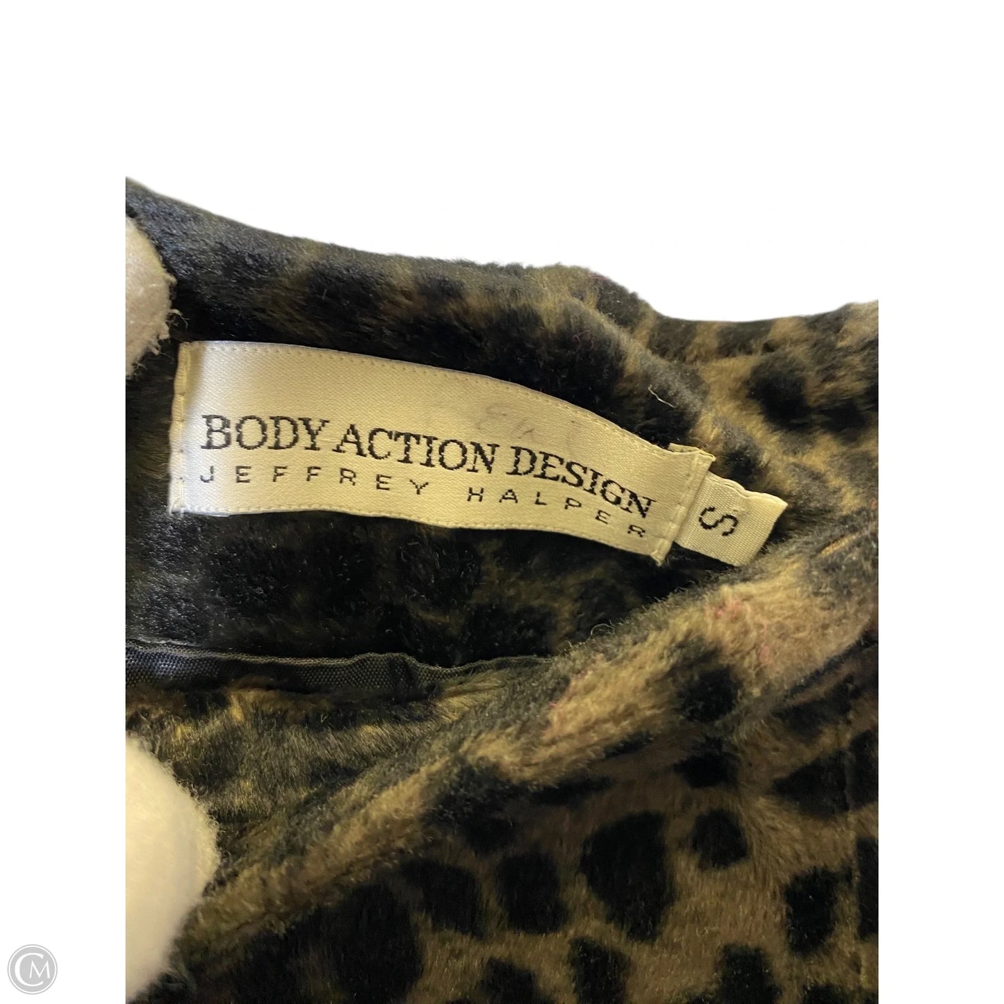 Skirt Mini & Short By Clothes Mentor In Animal Print, Size: S