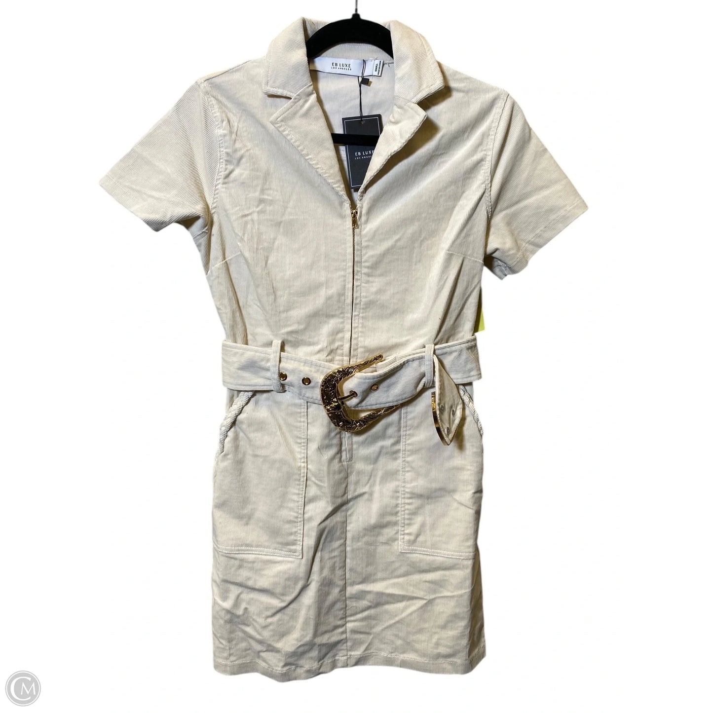 Dress Casual Short By Clothes Mentor In Cream, Size: S