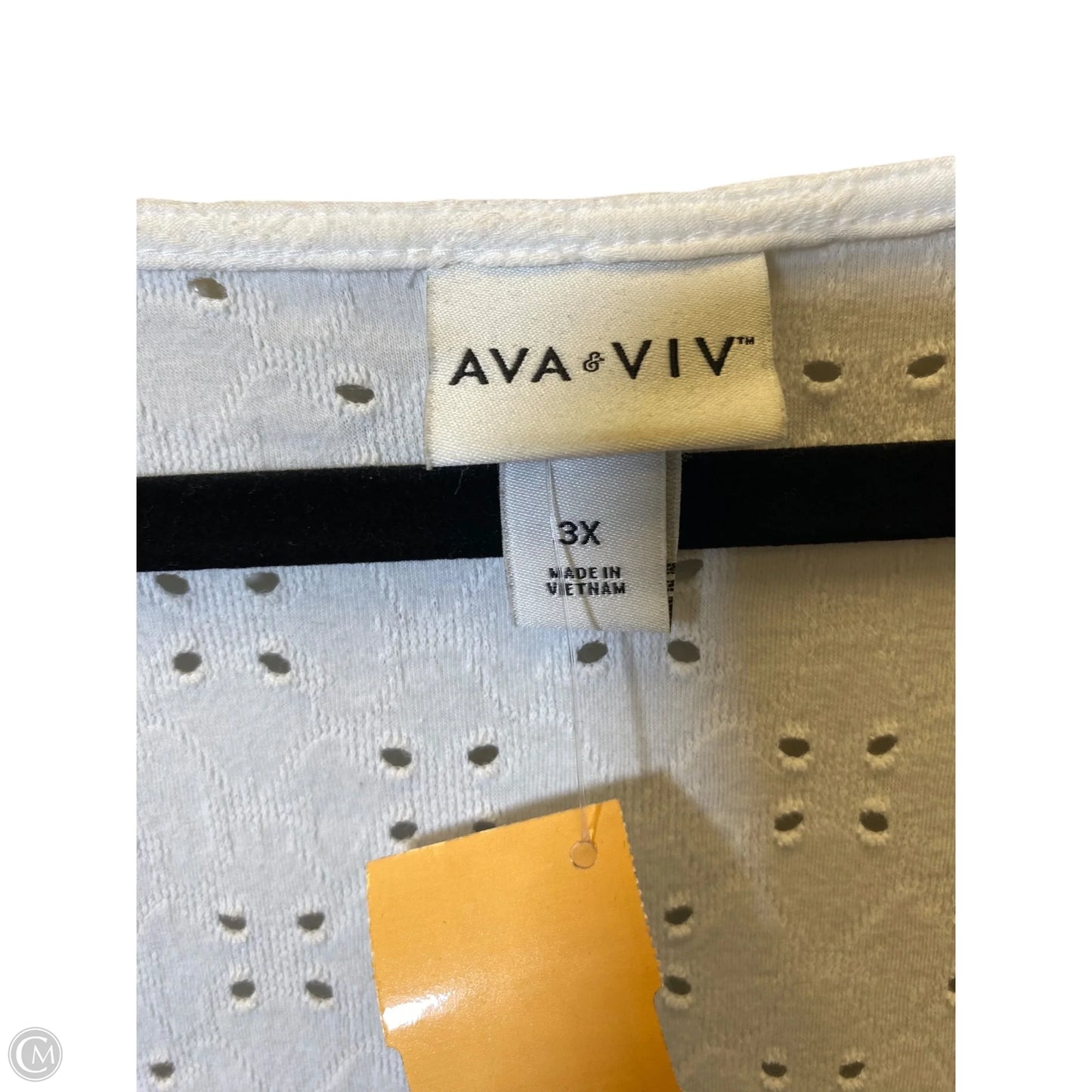 Top 3/4 Sleeve By Ava & Viv In White, Size: Xxxl