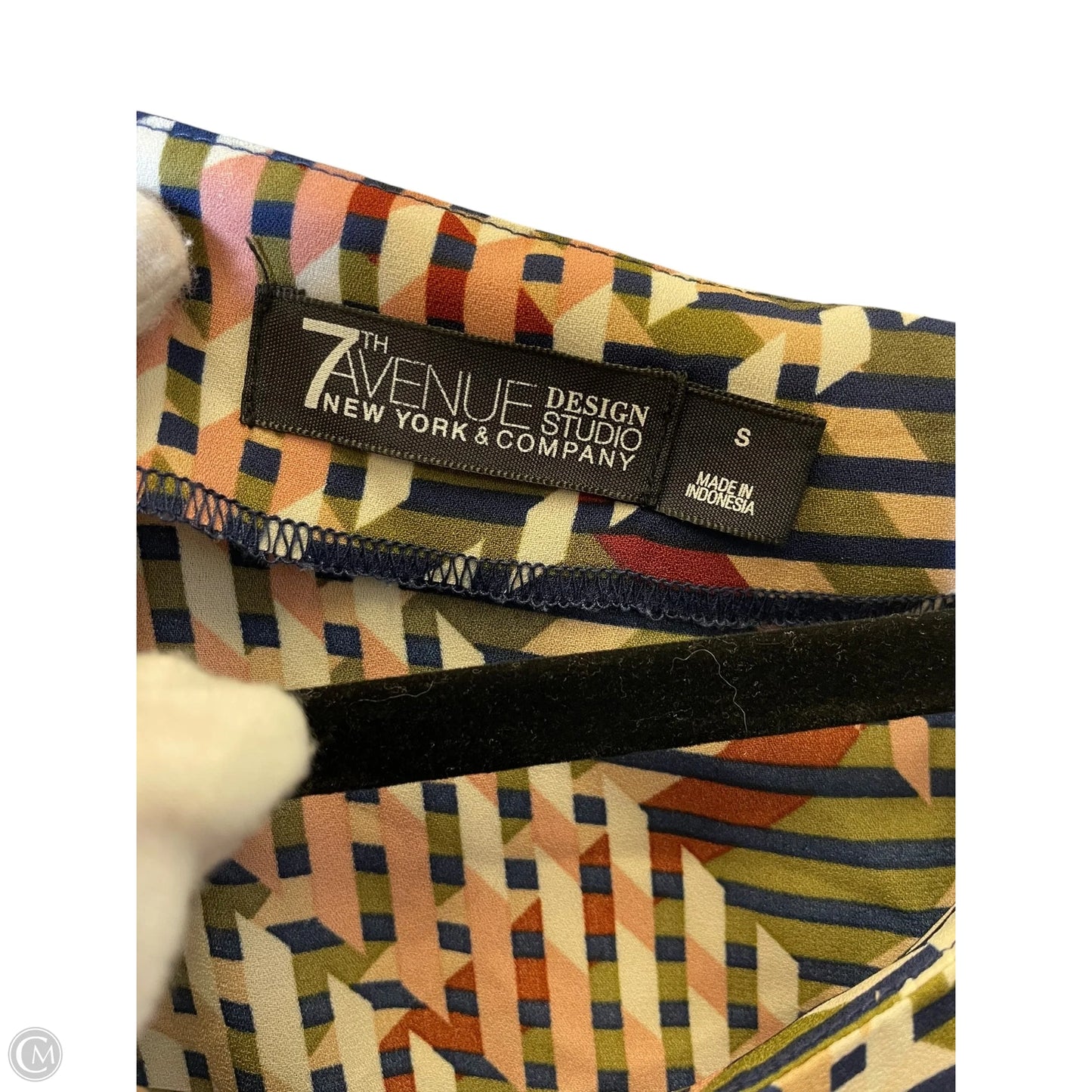 Top Short Sleeve By New York And Co In Multi-colored, Size: S