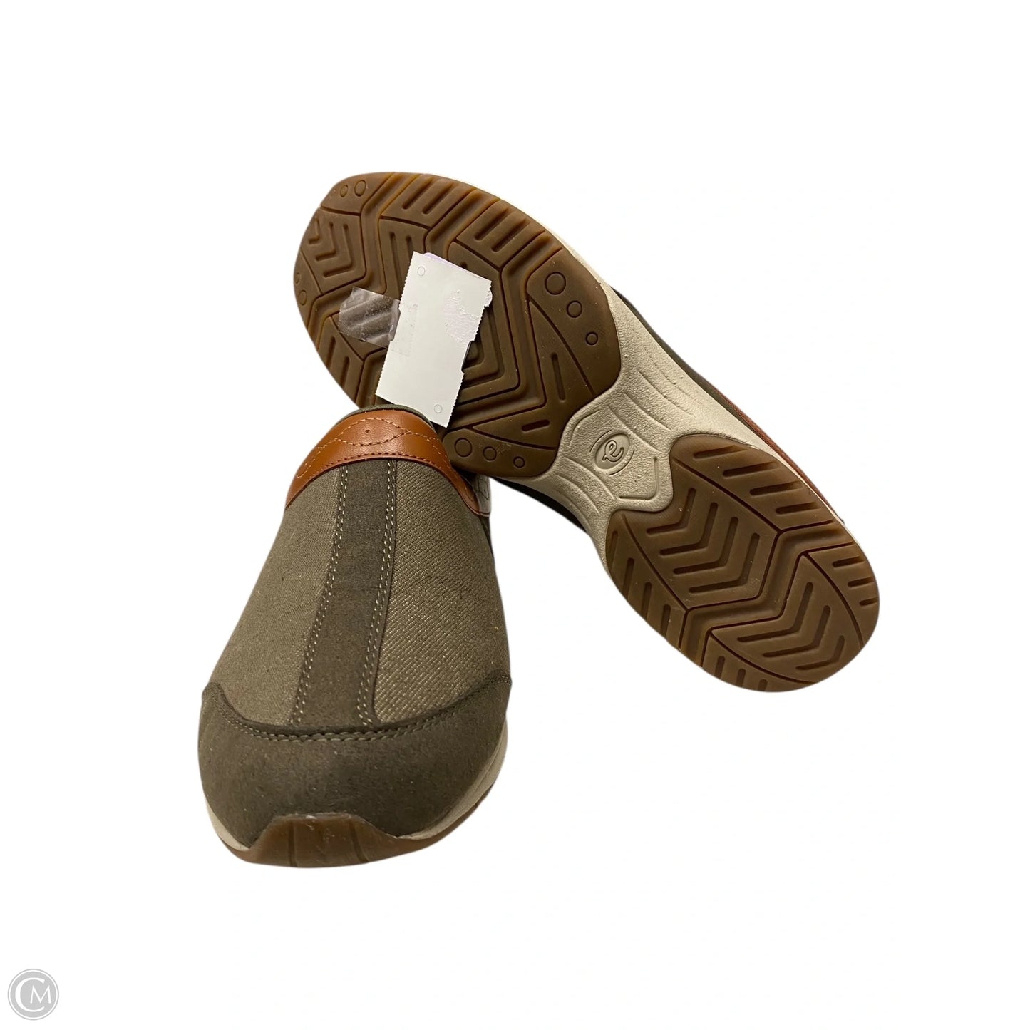 Shoes Flats By Cmc In Green, Size: 10