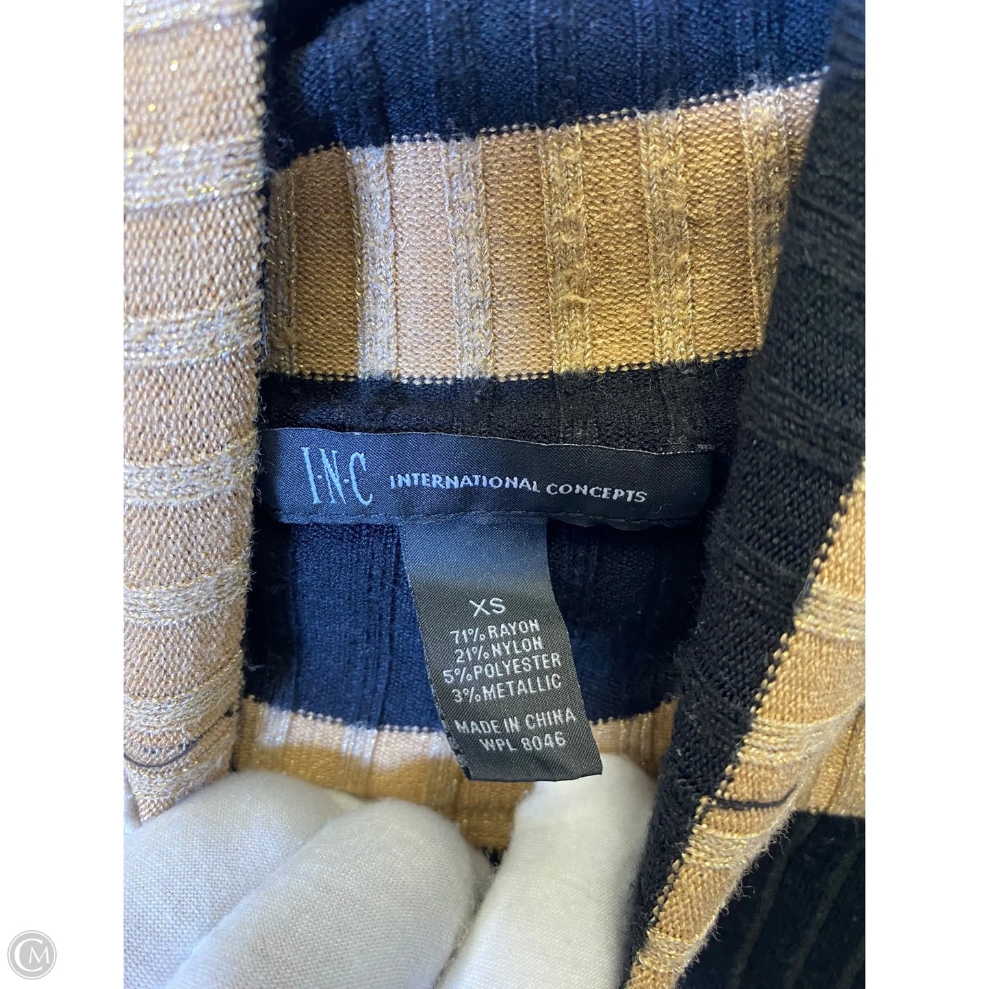 Top Long Sleeve By International Concepts In Black & Gold, Size: Xs