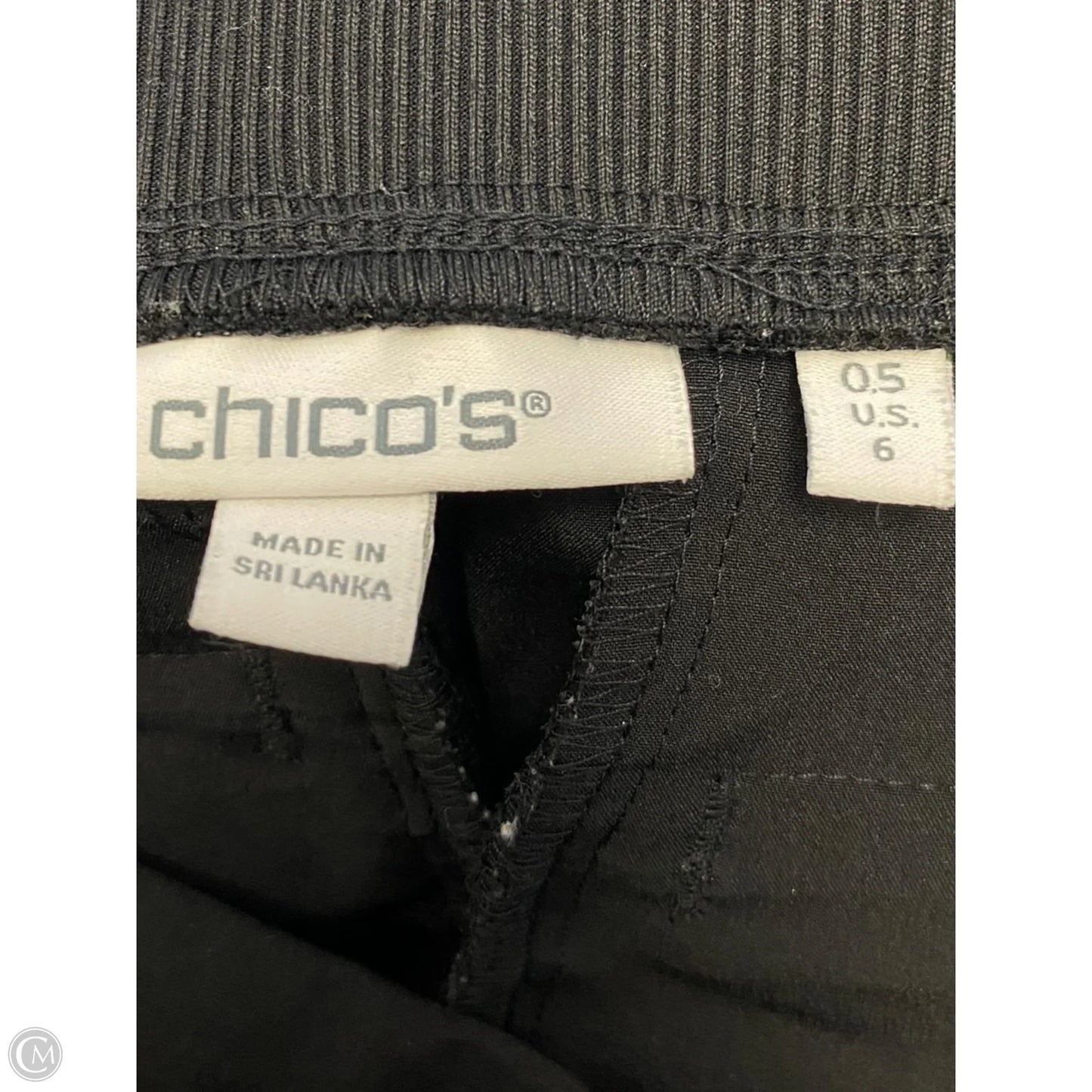 Pants Cropped By Chicos In Black, Size: 6