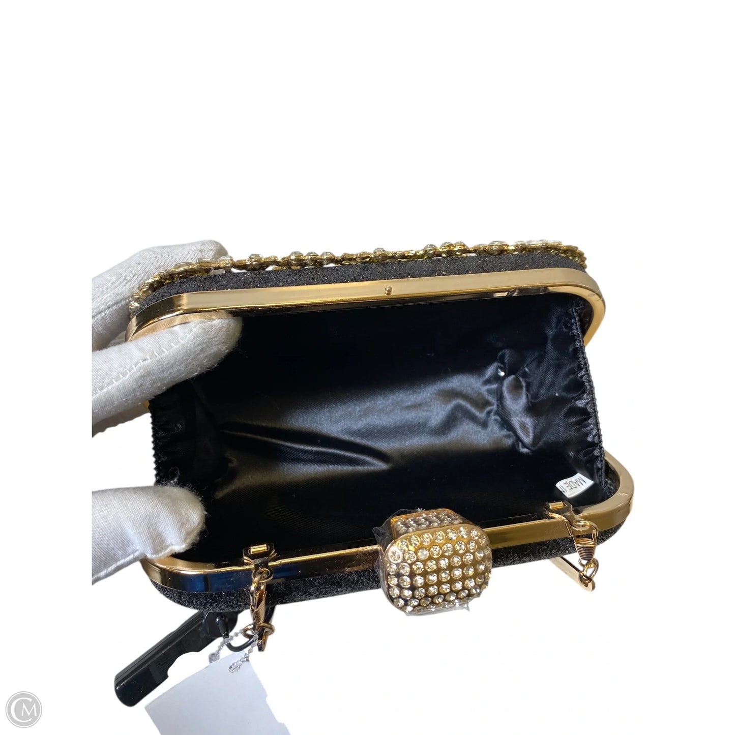 Clutch By Clothes Mentor, Size: Medium