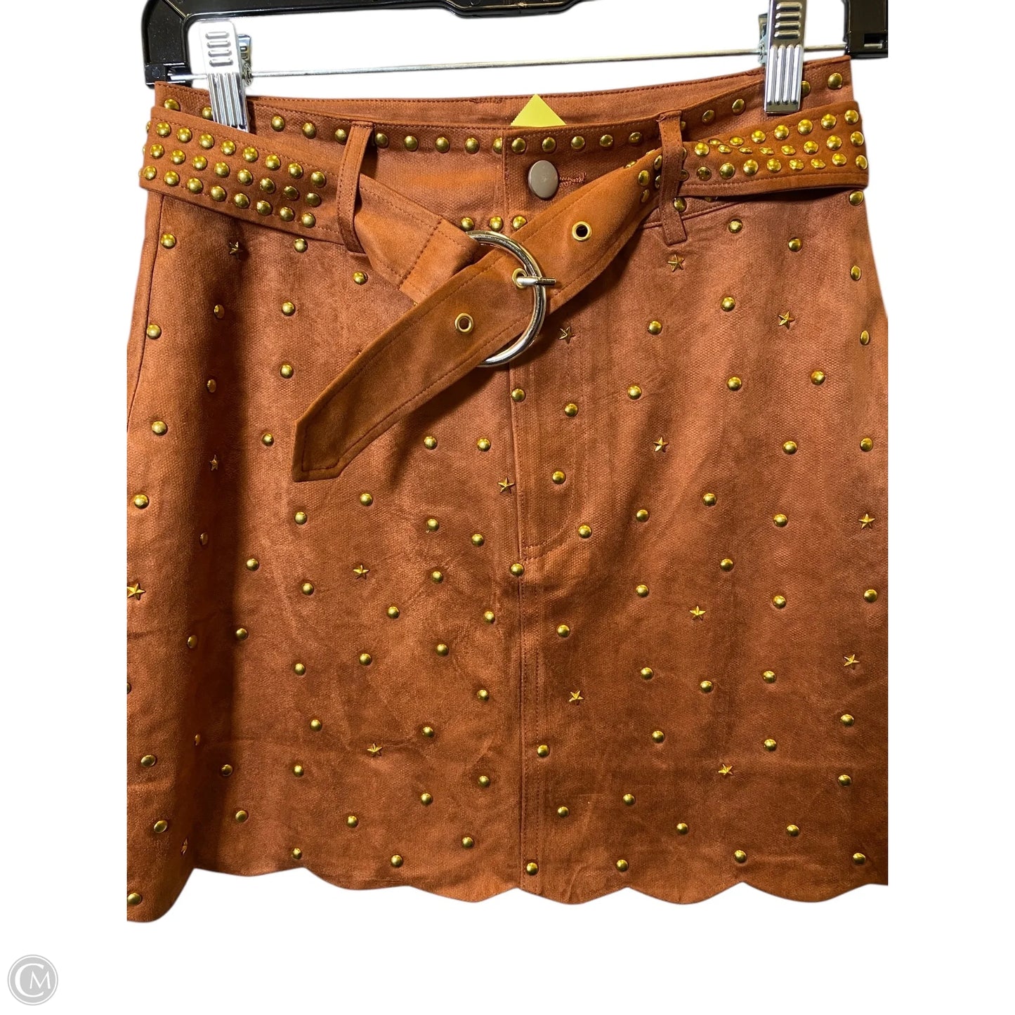 Skirt Mini & Short By Clothes Mentor In Camel, Size: S