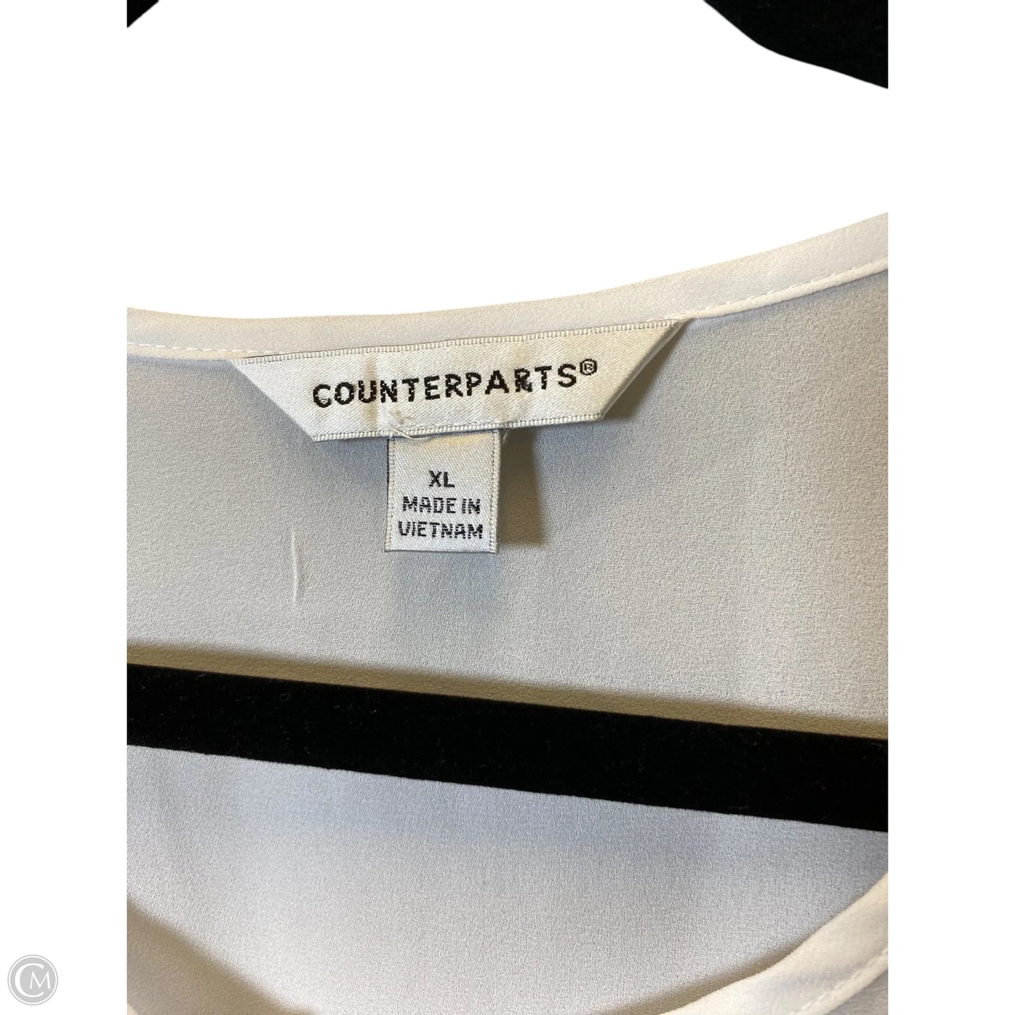 Top Sleeveless By Counterparts In White, Size: Xl