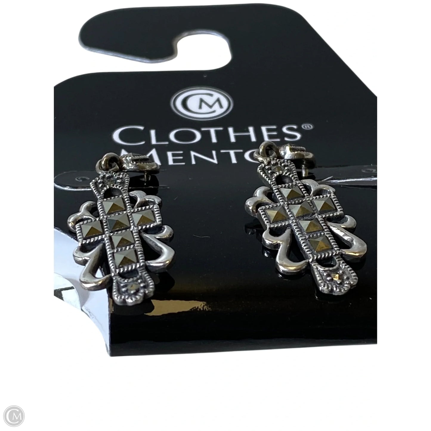 Earrings Dangle/drop By Clothes Mentor