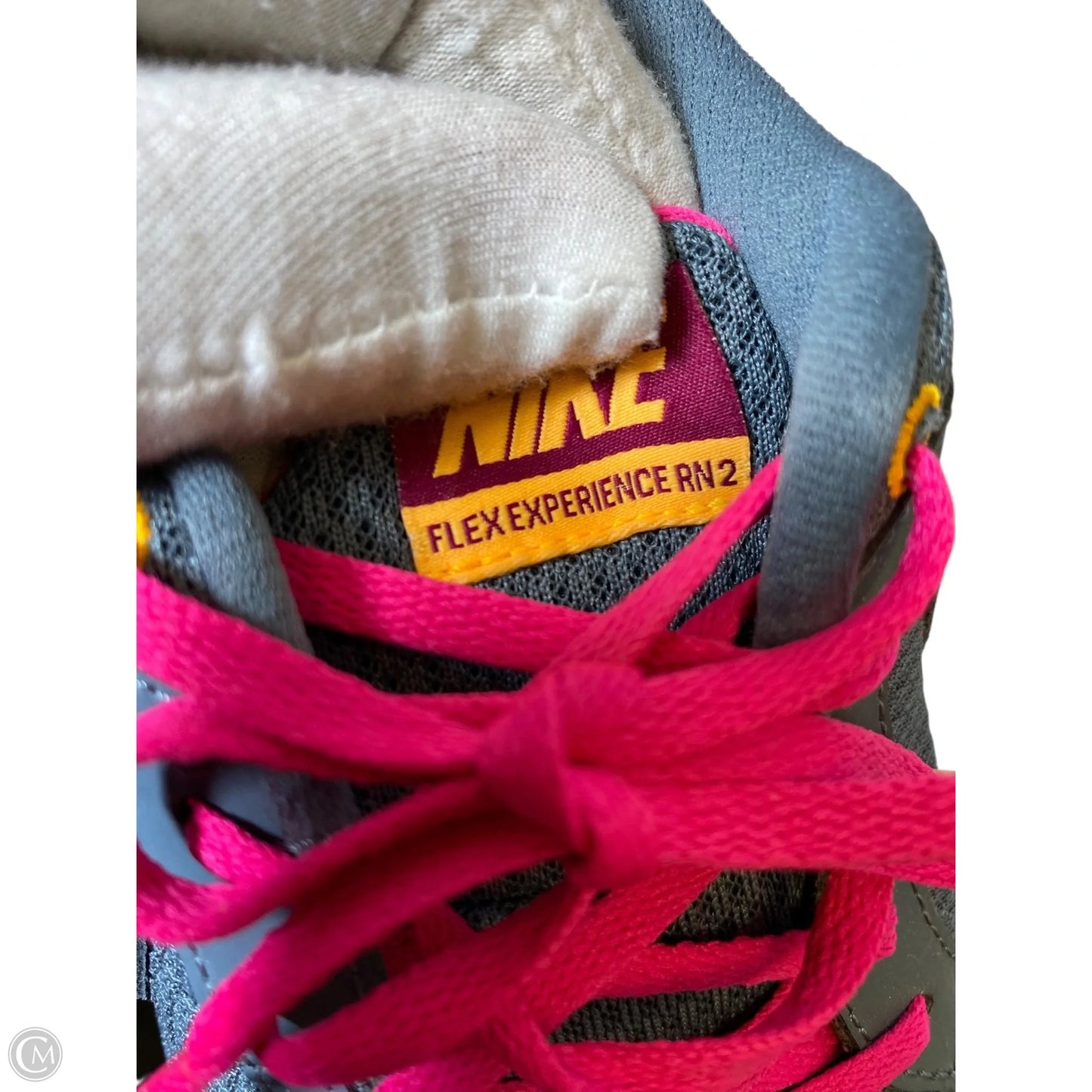 Shoes Athletic By Nike In Grey & Pink, Size: 9.5