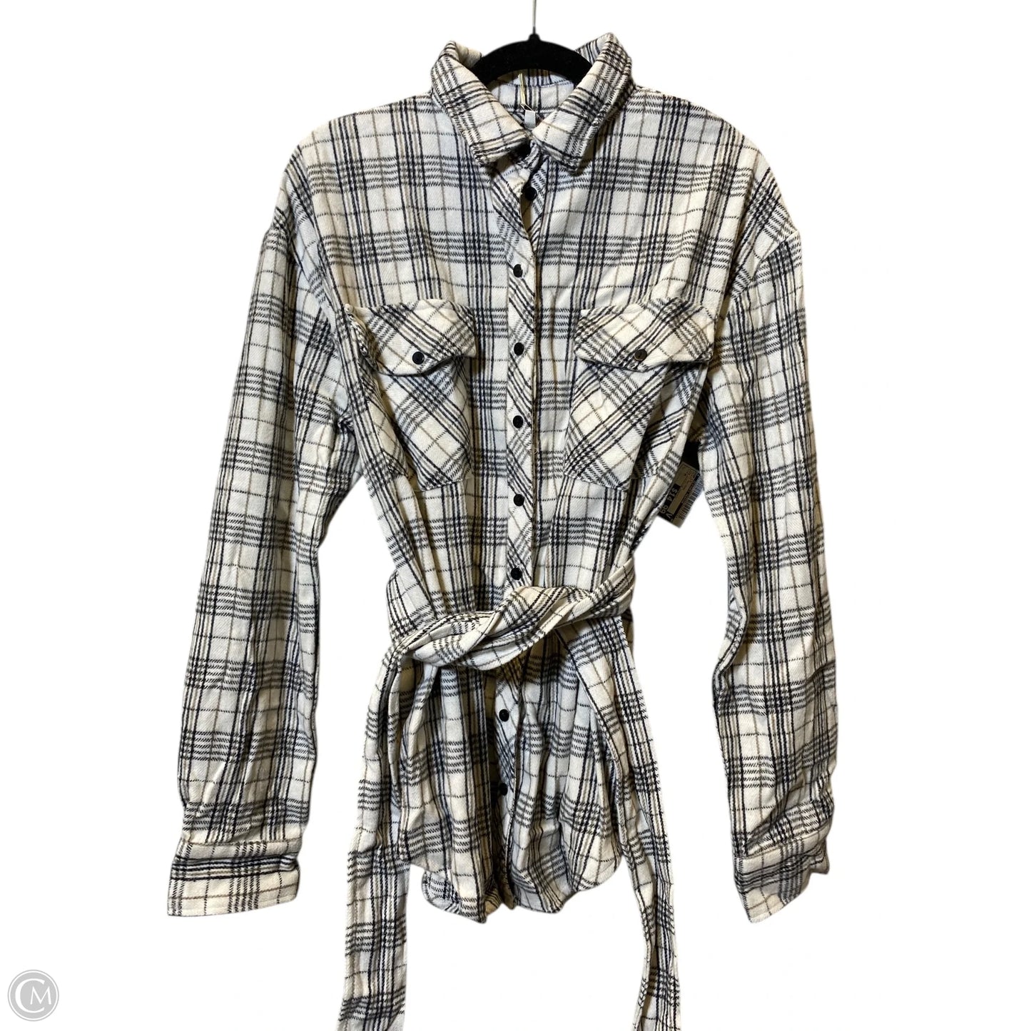 Top Long Sleeve By Clothes Mentor In Plaid Pattern, Size: M