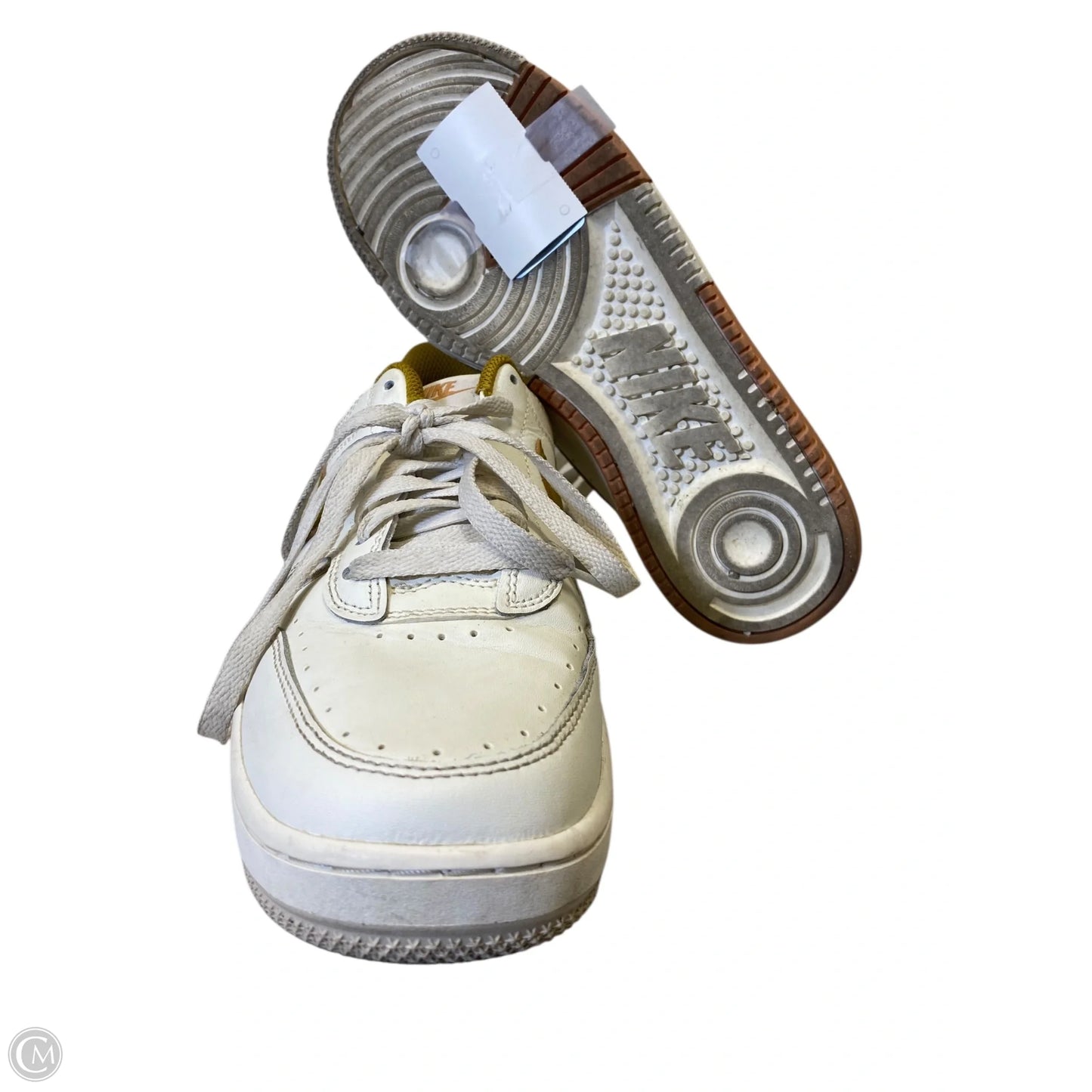 Shoes Sneakers By Nike In Cream & Yellow, Size: 7.5