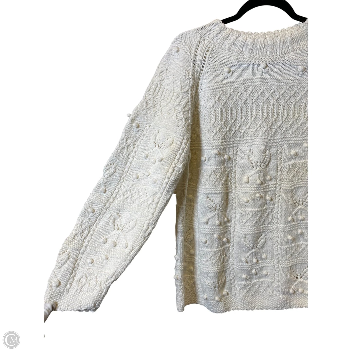 Sweater By Clothes Mentor In Cream, Size: M