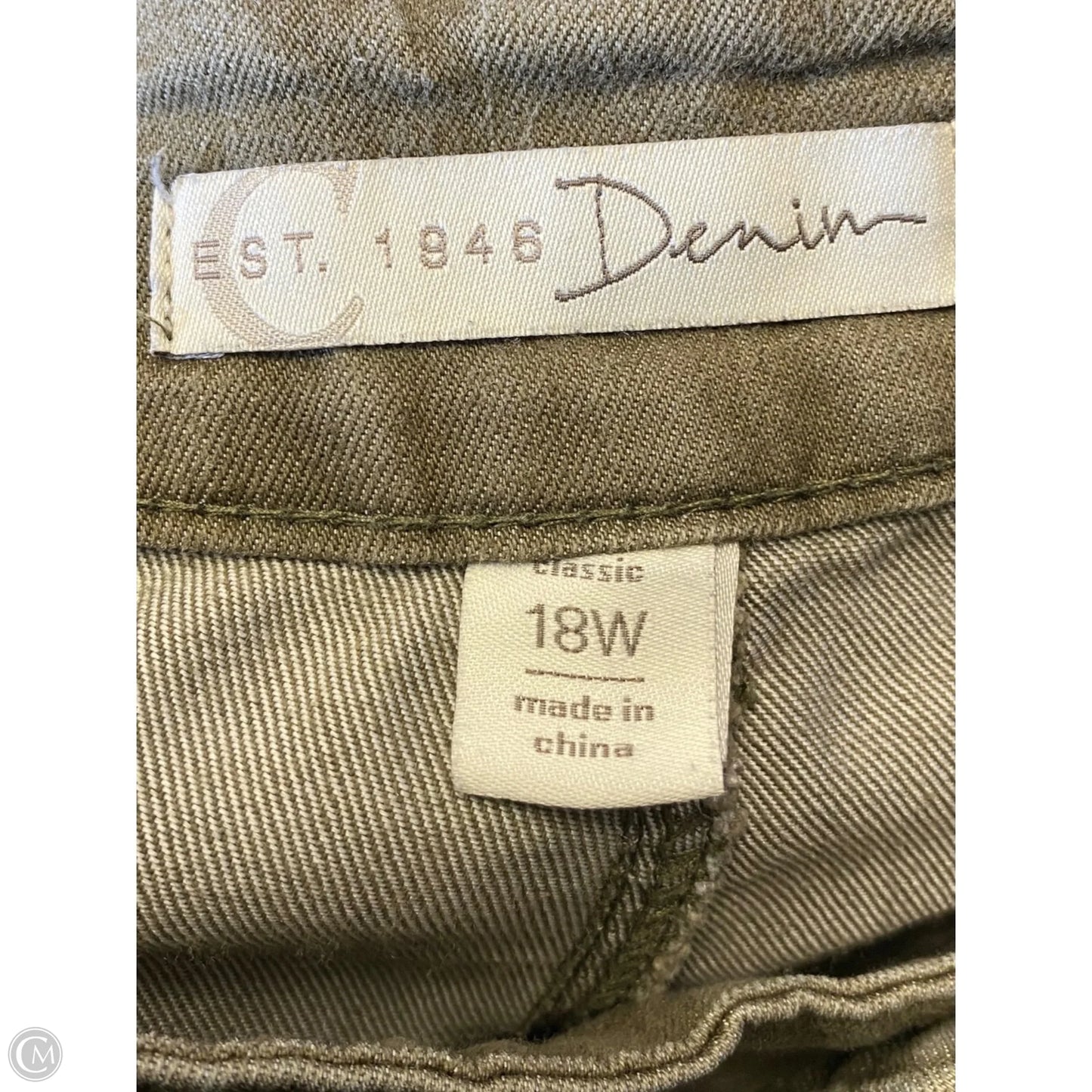 Pants Cropped By Clothes Mentor In Green, Size: 18