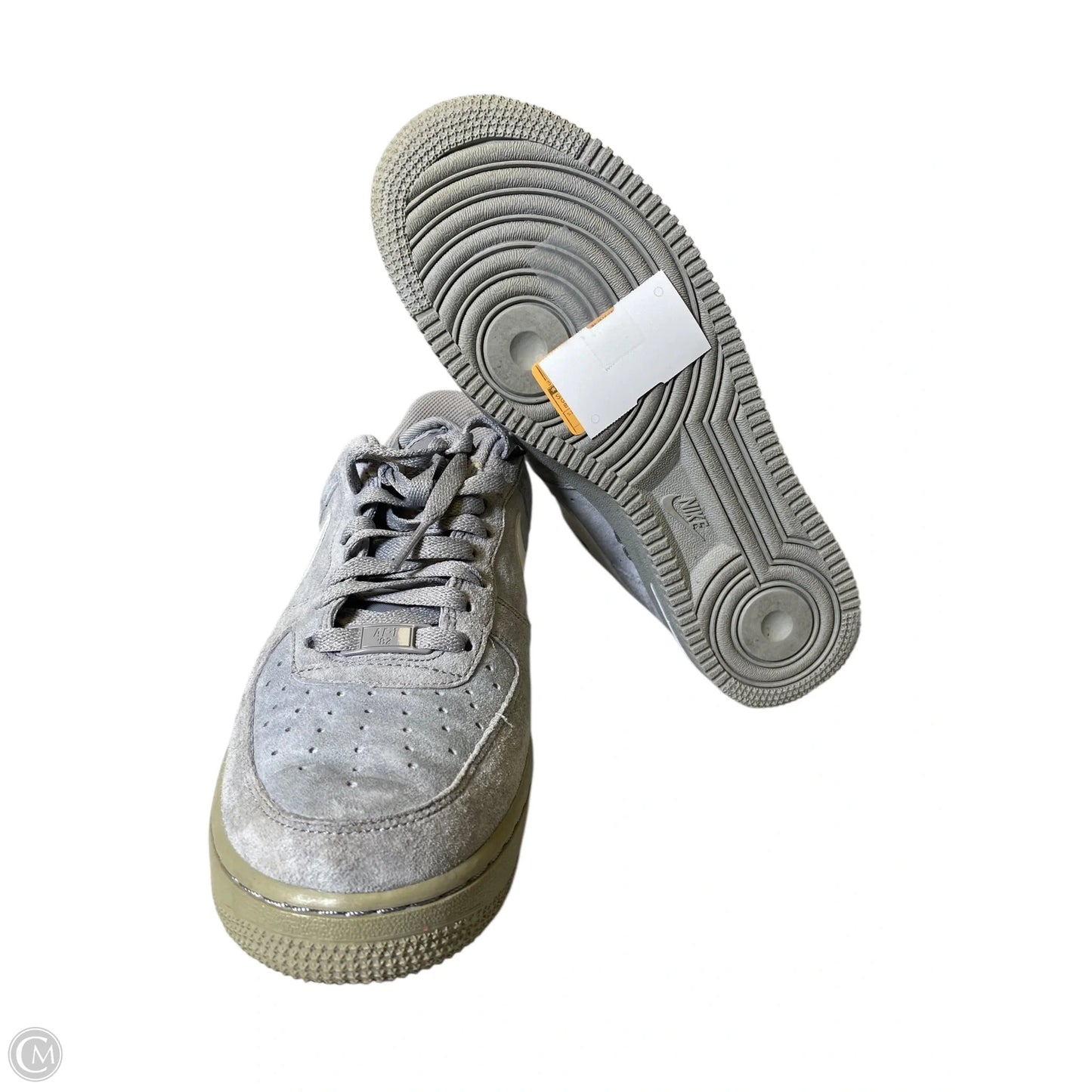 Shoes Sneakers By Nike In Grey, Size: 8