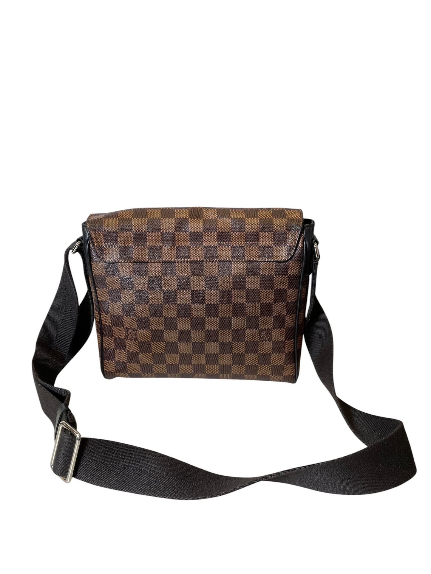 Crossbody Luxury Designer By Louis Vuitton, Size: Medium
