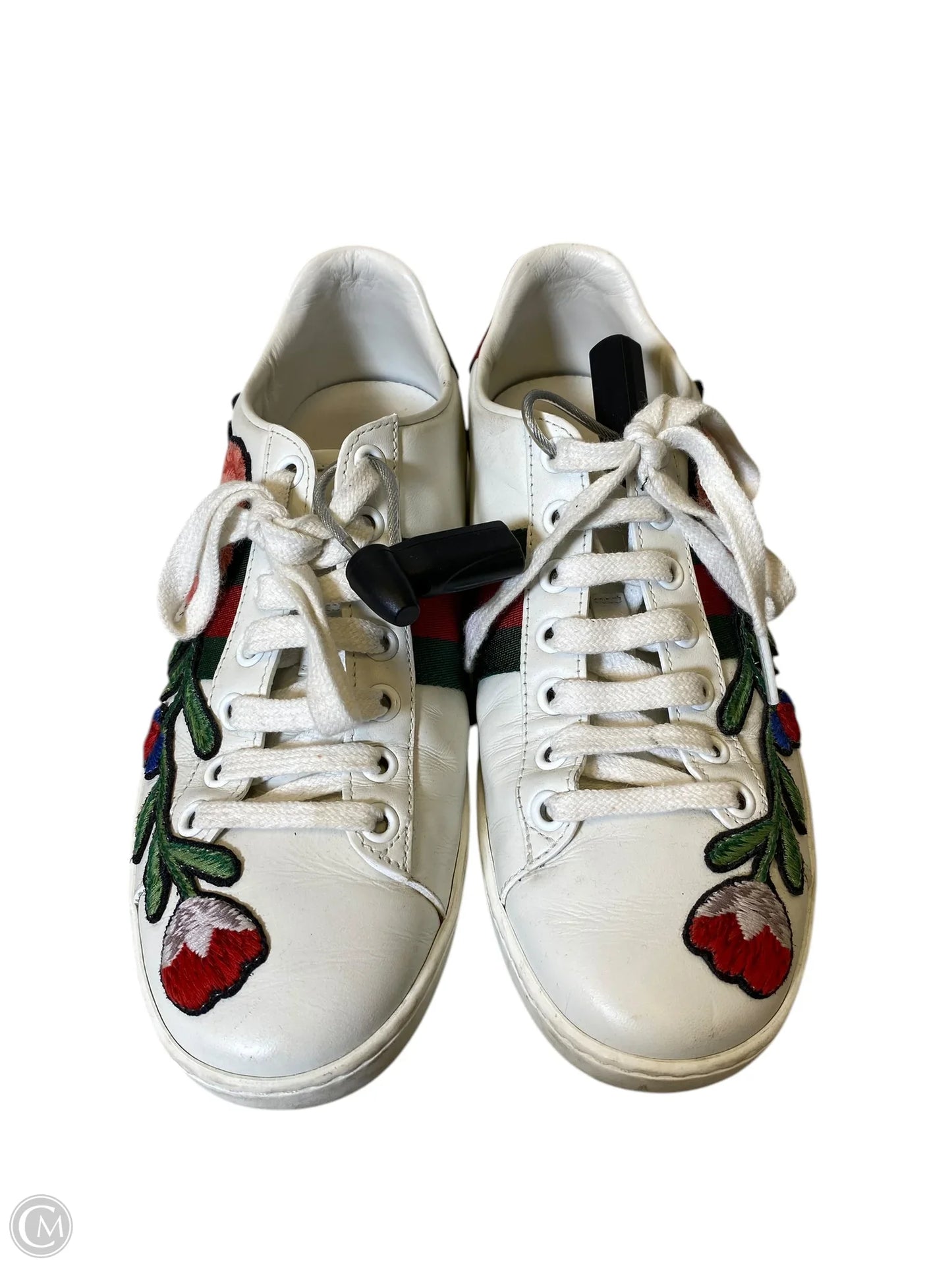 Shoes Luxury Designer By Gucci In White, Size: 35.5