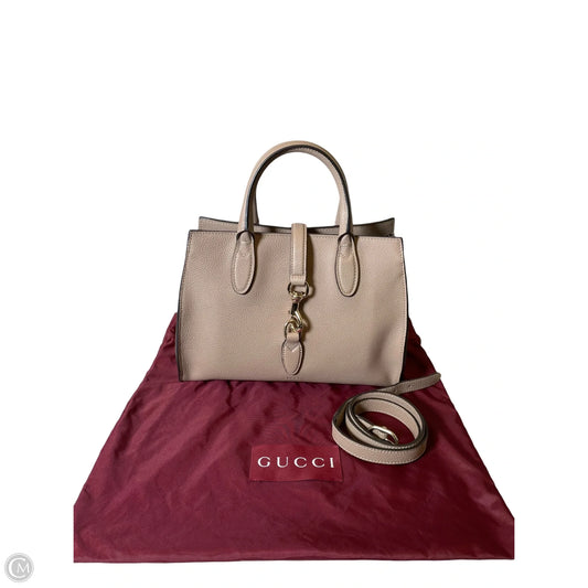 Handbag Luxury Designer By Gucci, Size: Medium