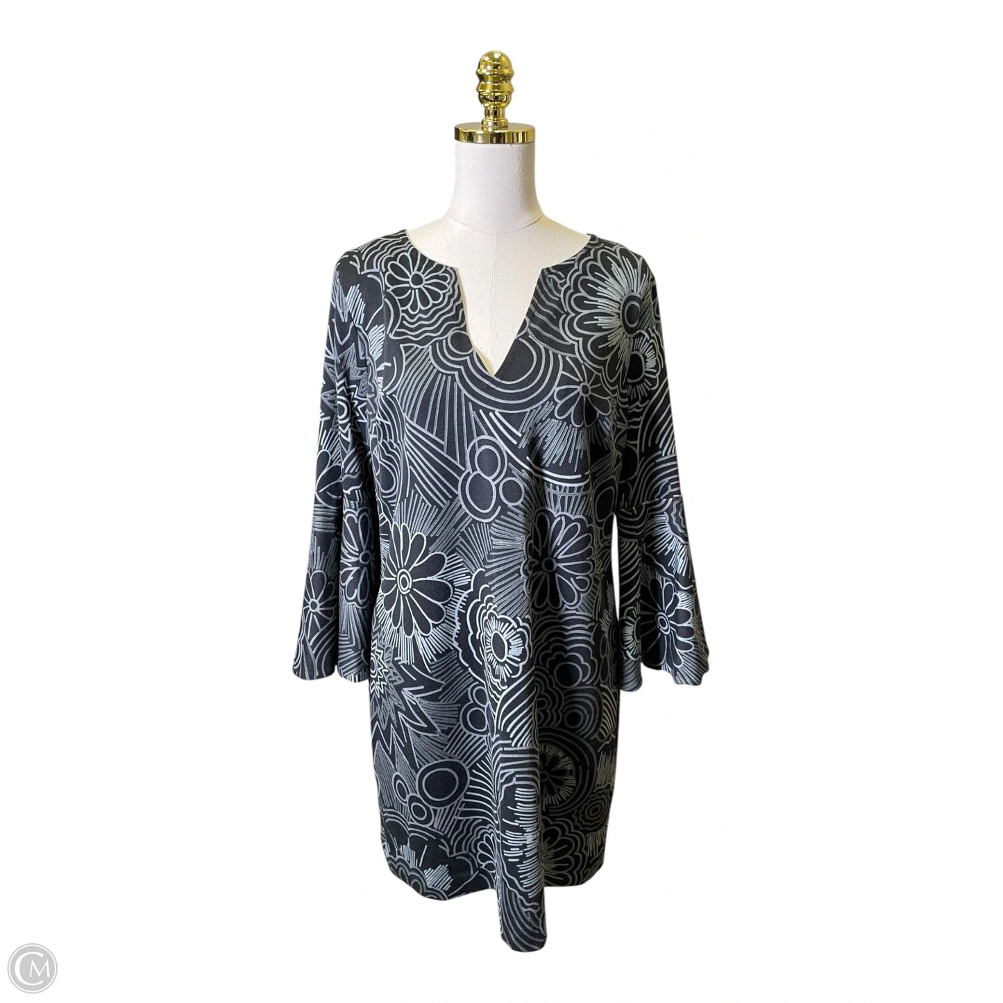 Dress Casual Short By Trina By Trina Turk In Black & Grey, Size: L