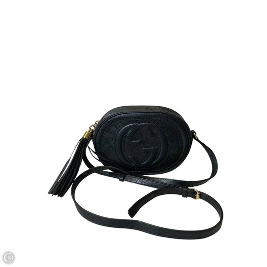 Crossbody Luxury Designer By Gucci, Size: Medium