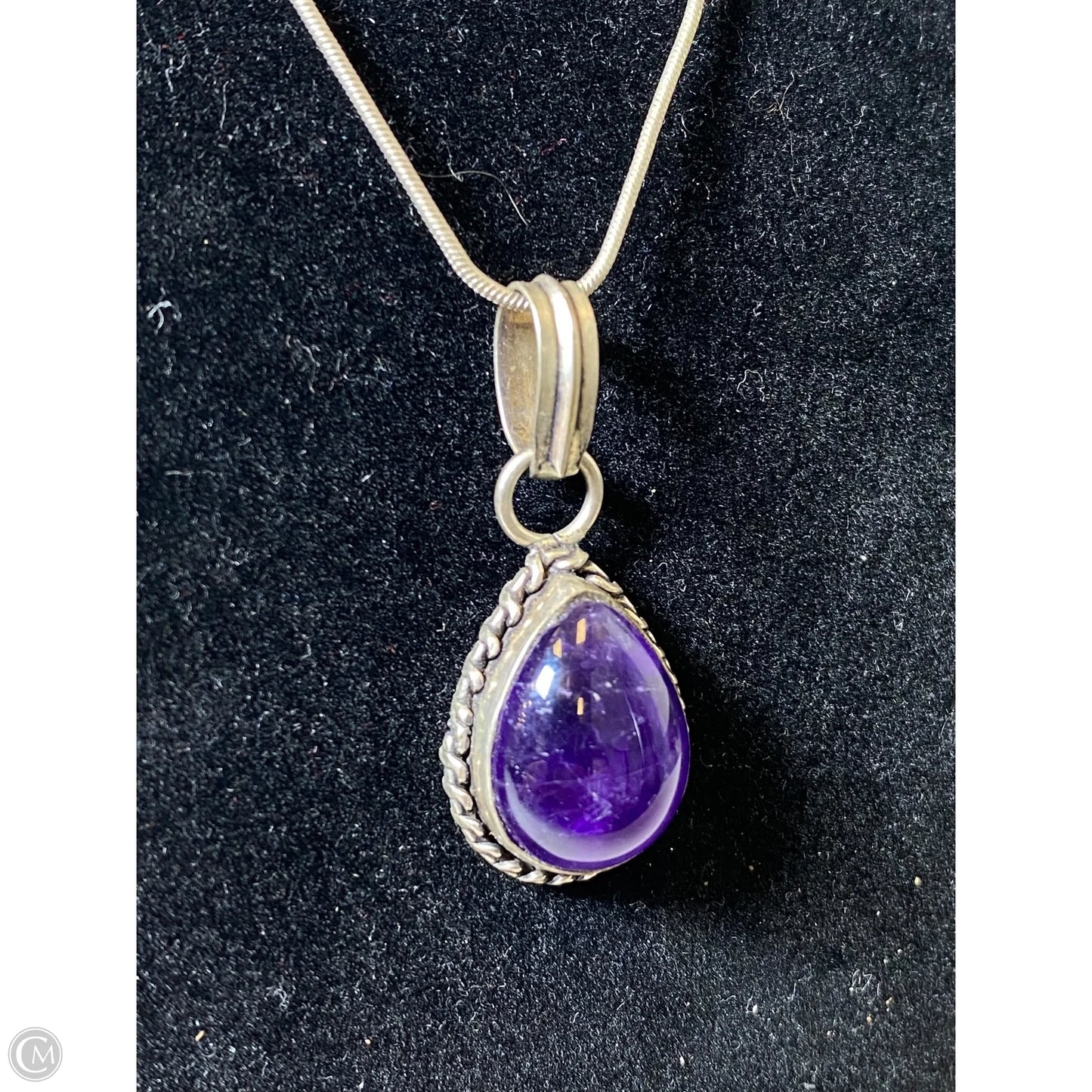 Necklace Pendant By Clothes Mentor