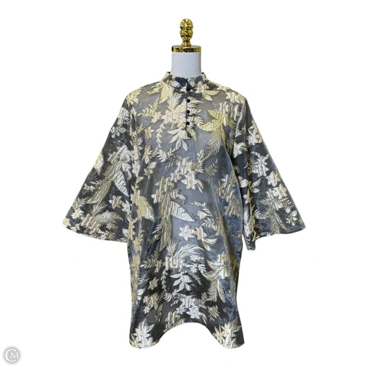 Dress Casual Short By Clothes Mentor In Black & Gold, Size: M