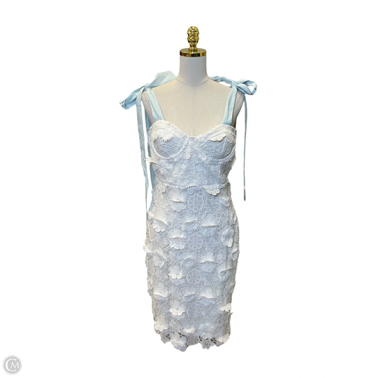 Dress Casual Short By Clothes Mentor In White, Size: L