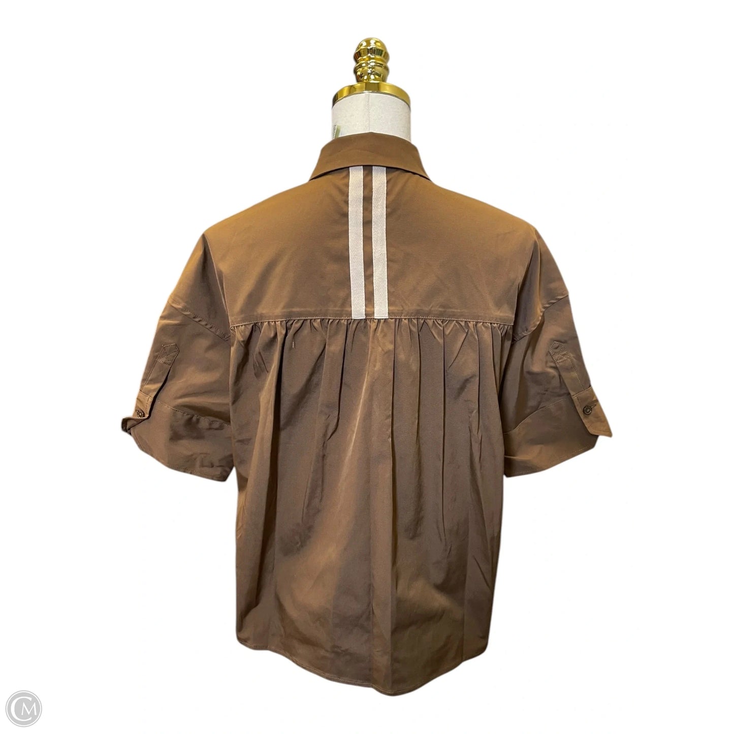 Top Short Sleeve By Clothes Mentor In Brown, Size: M