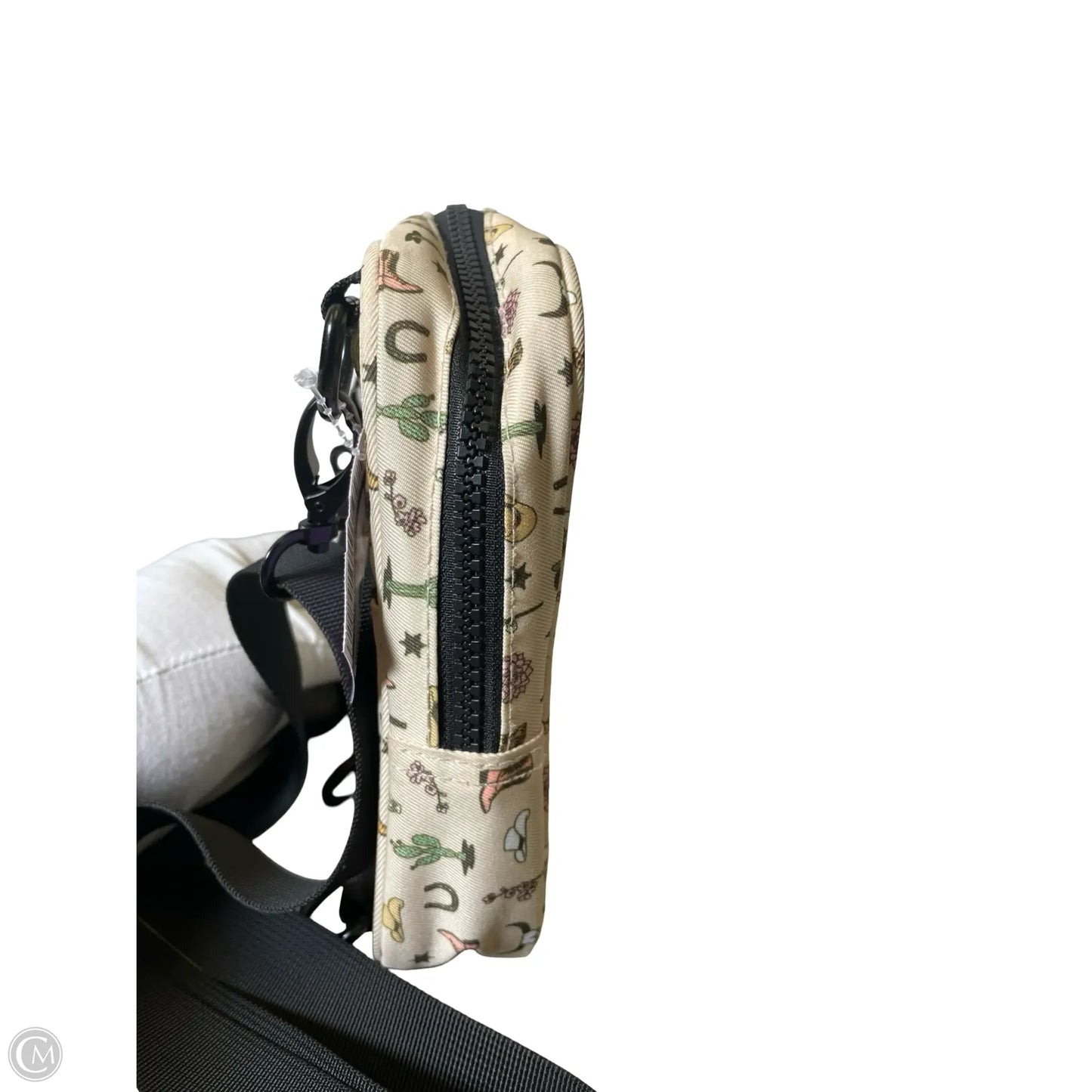 Crossbody By Clothes Mentor, Size: Small