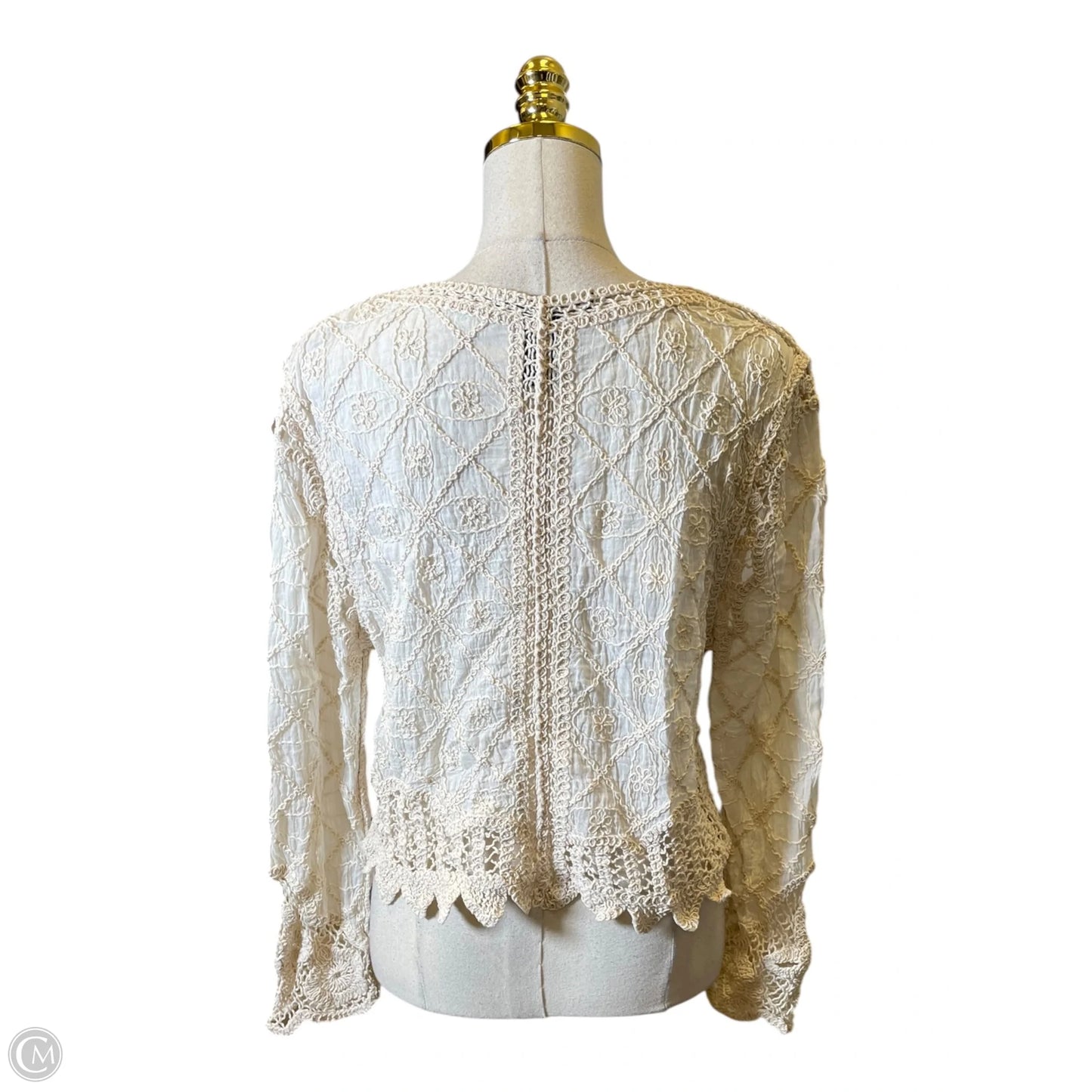 Top Long Sleeve By Clothes Mentor In Beige, Size: S
