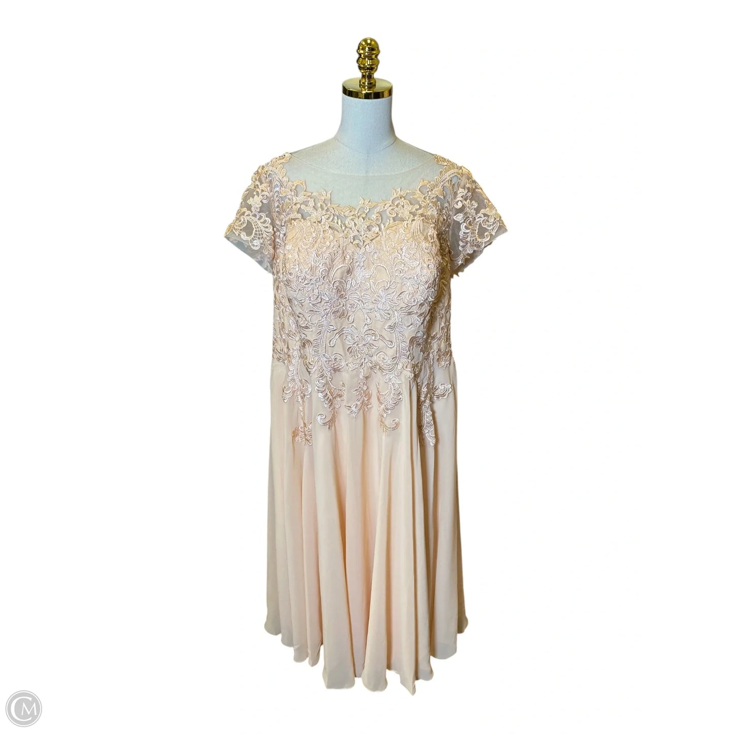 Dress Party Midi By Clothes Mentor In Peach, Size: 18