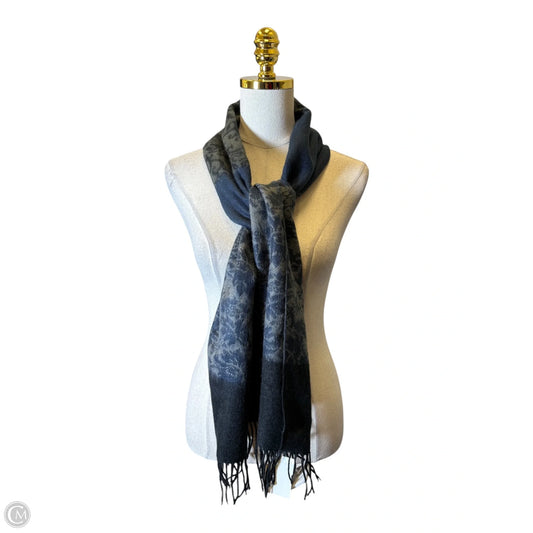 Scarf Winter By Clothes Mentor In Grey