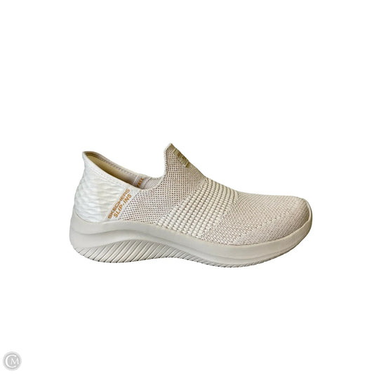 Shoes Sneakers By Skechers In Cream, Size: 6.5
