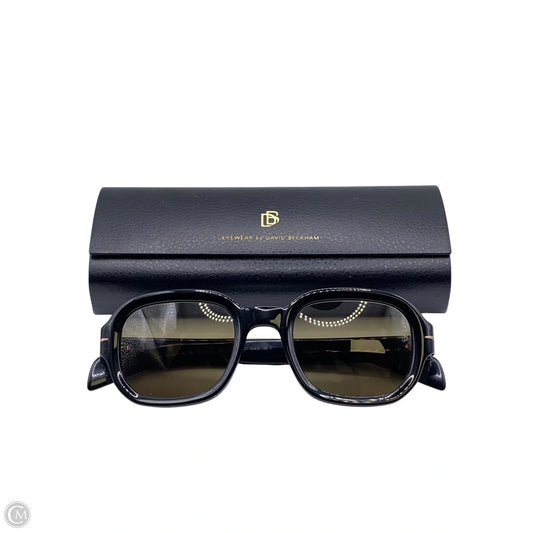 Sunglass Case By Clothes Mentor, Size: