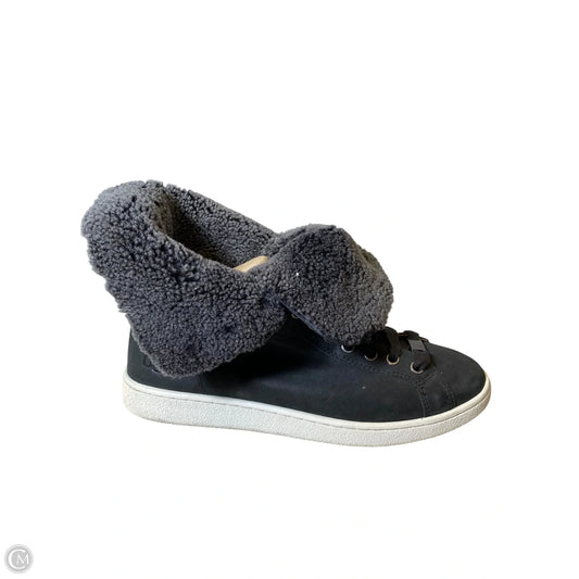 Boots Ankle Flats By Ugg In Black, Size: 9.5