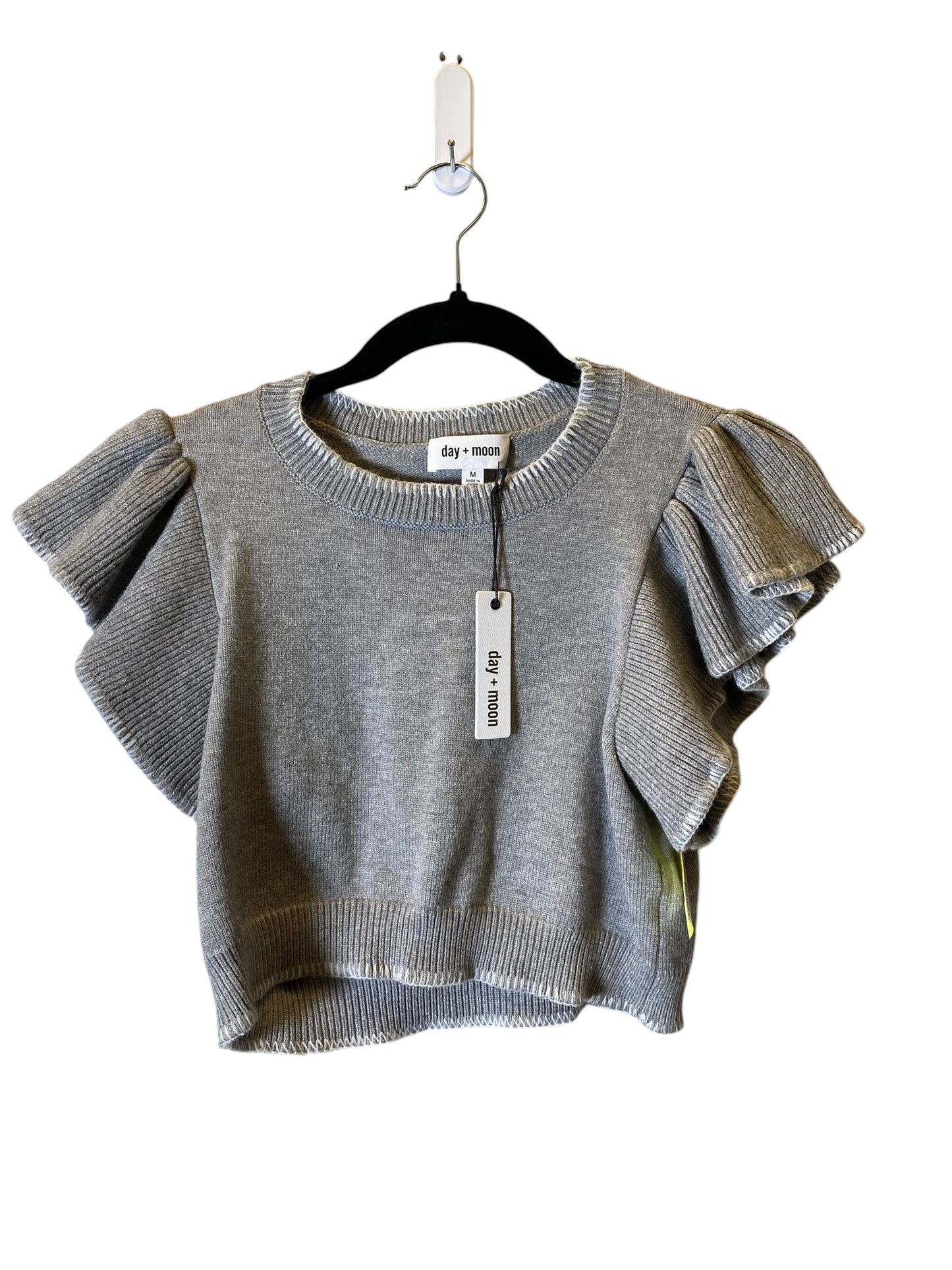 Sweater By Clothes Mentor In Grey, Size: M