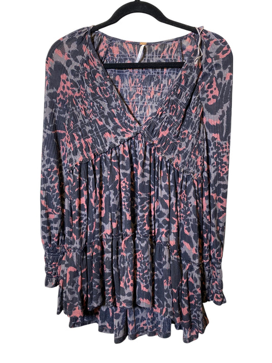 Top Long Sleeve By Free People In Multi-colored, Size: Xs