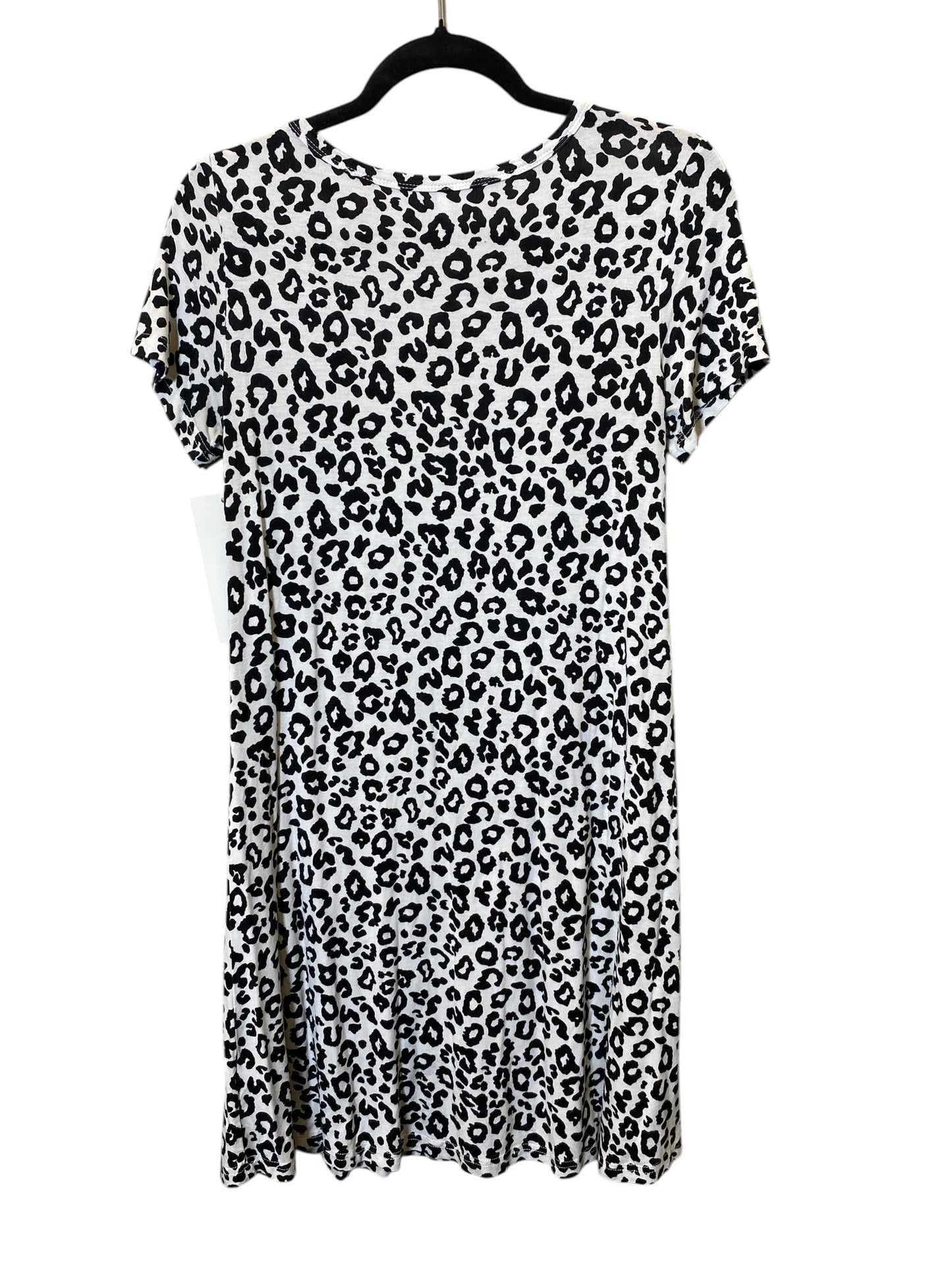 Dress Casual Short By Clothes Mentor In Animal Print, Size: S