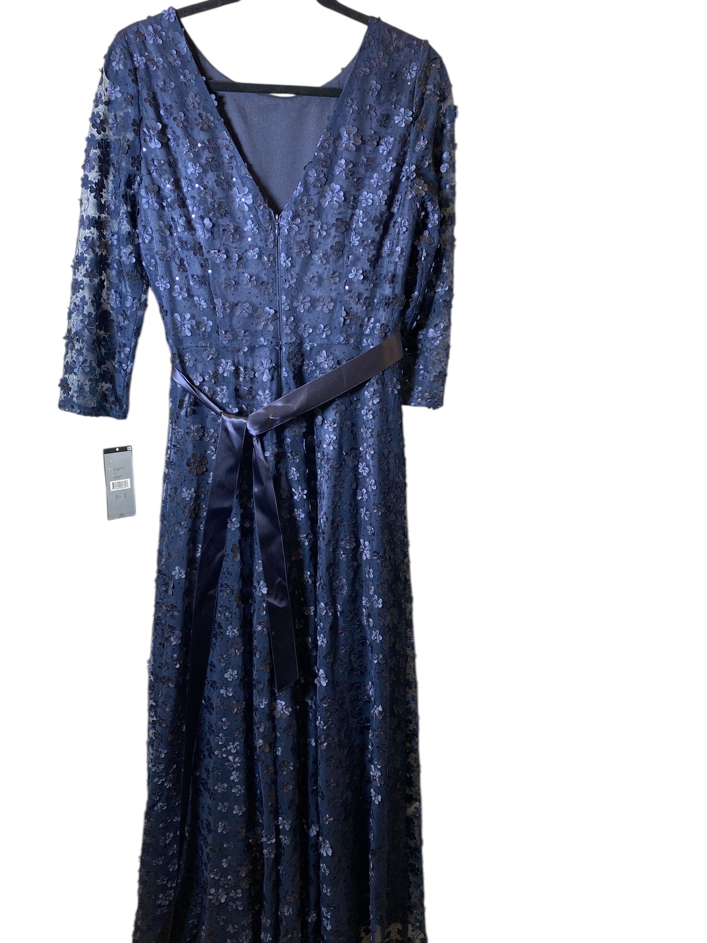 Dress Party Long By Tahari By Arthur Levine In Navy, Size: 8