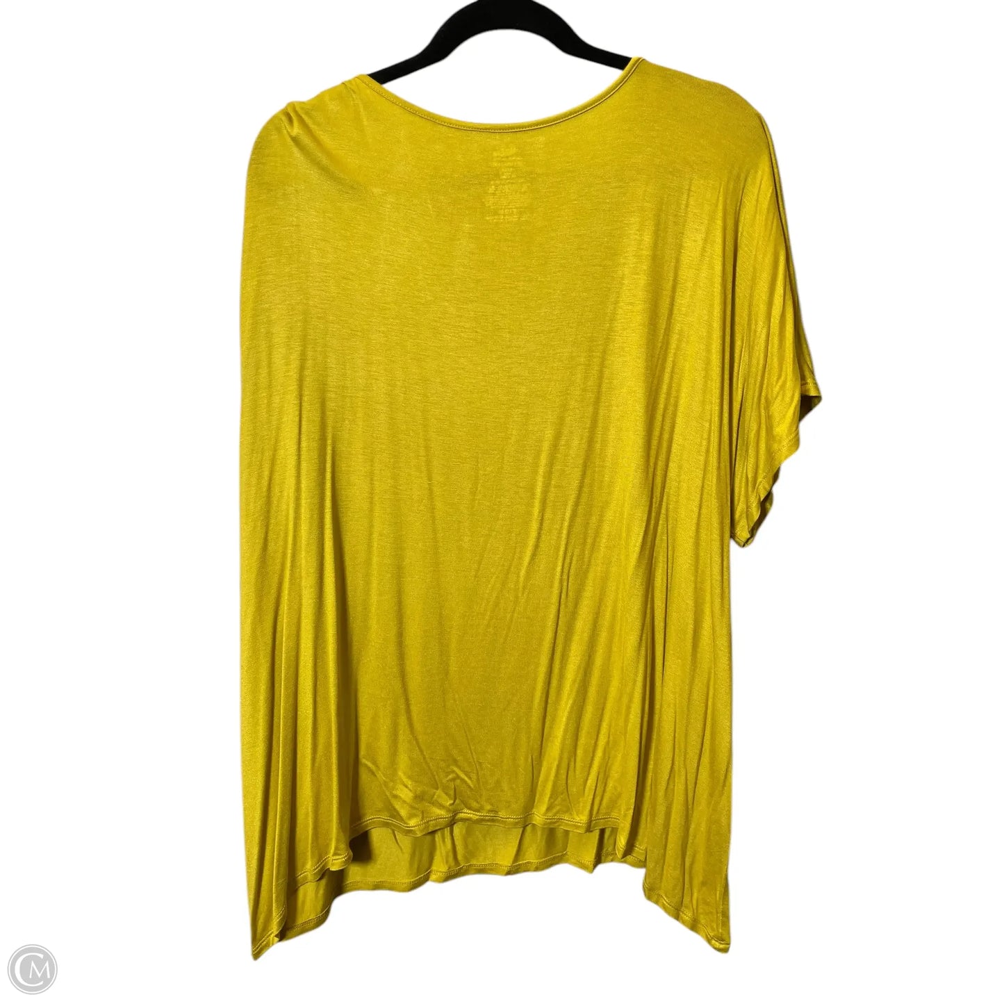 Top Short Sleeve By Secret Treasures In Yellow, Size: 3x