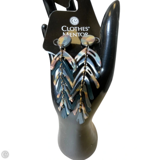 Earrings Dangle/drop By Clothes Mentor