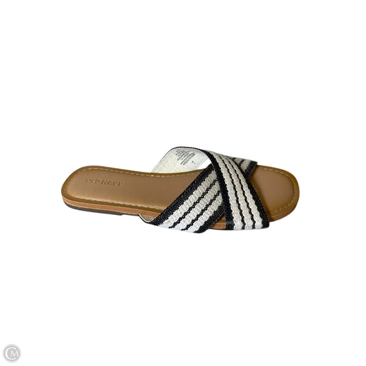 Sandals Flip Flops By Old Navy In Black & White, Size: 7