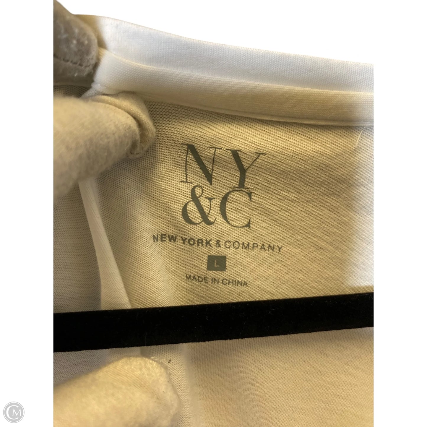 Top Short Sleeve By New York And Co In White, Size: L