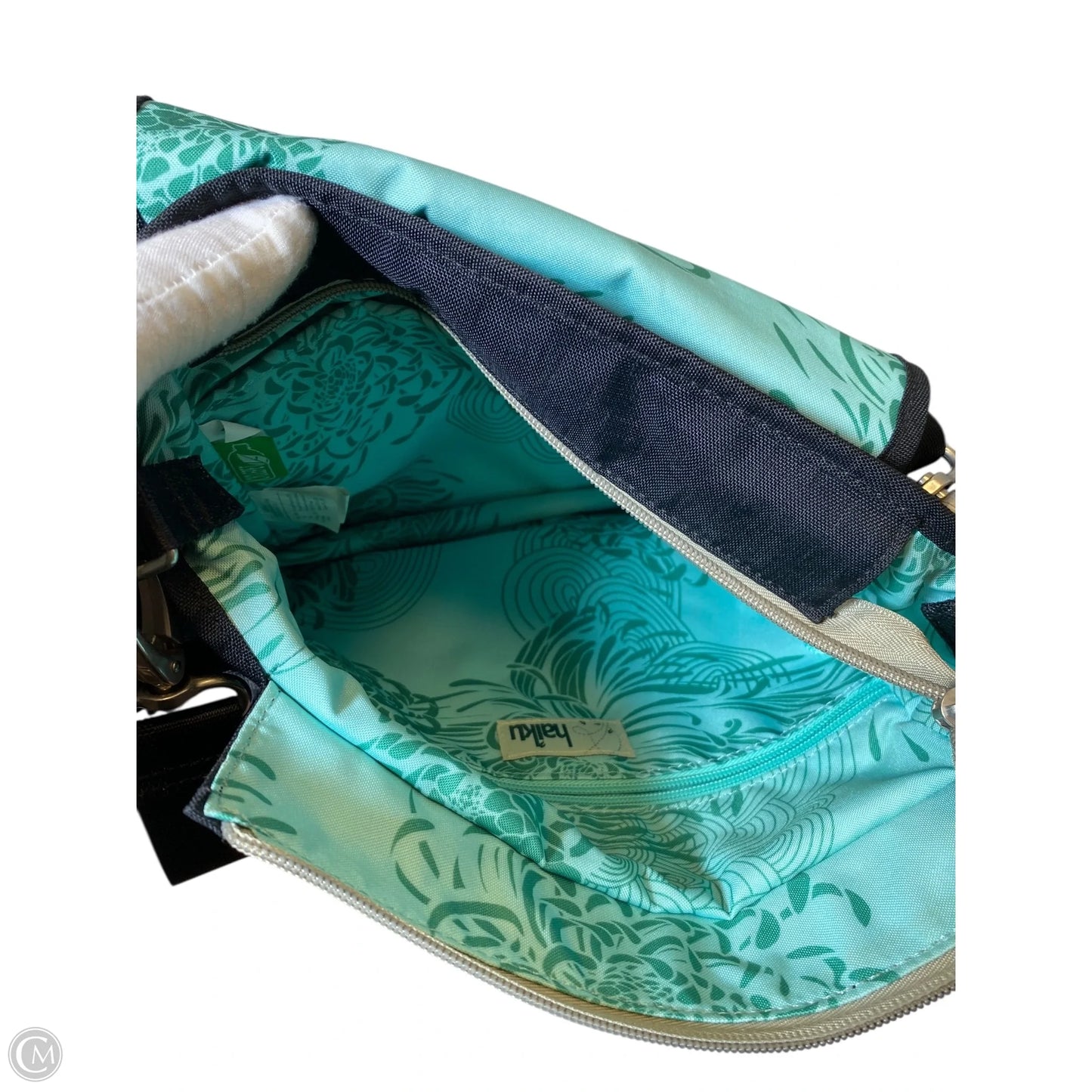 Crossbody By Clothes Mentor, Size: Medium