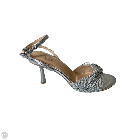 Sandals Heels Kitten By Badgley Mischka In Silver, Size: 7