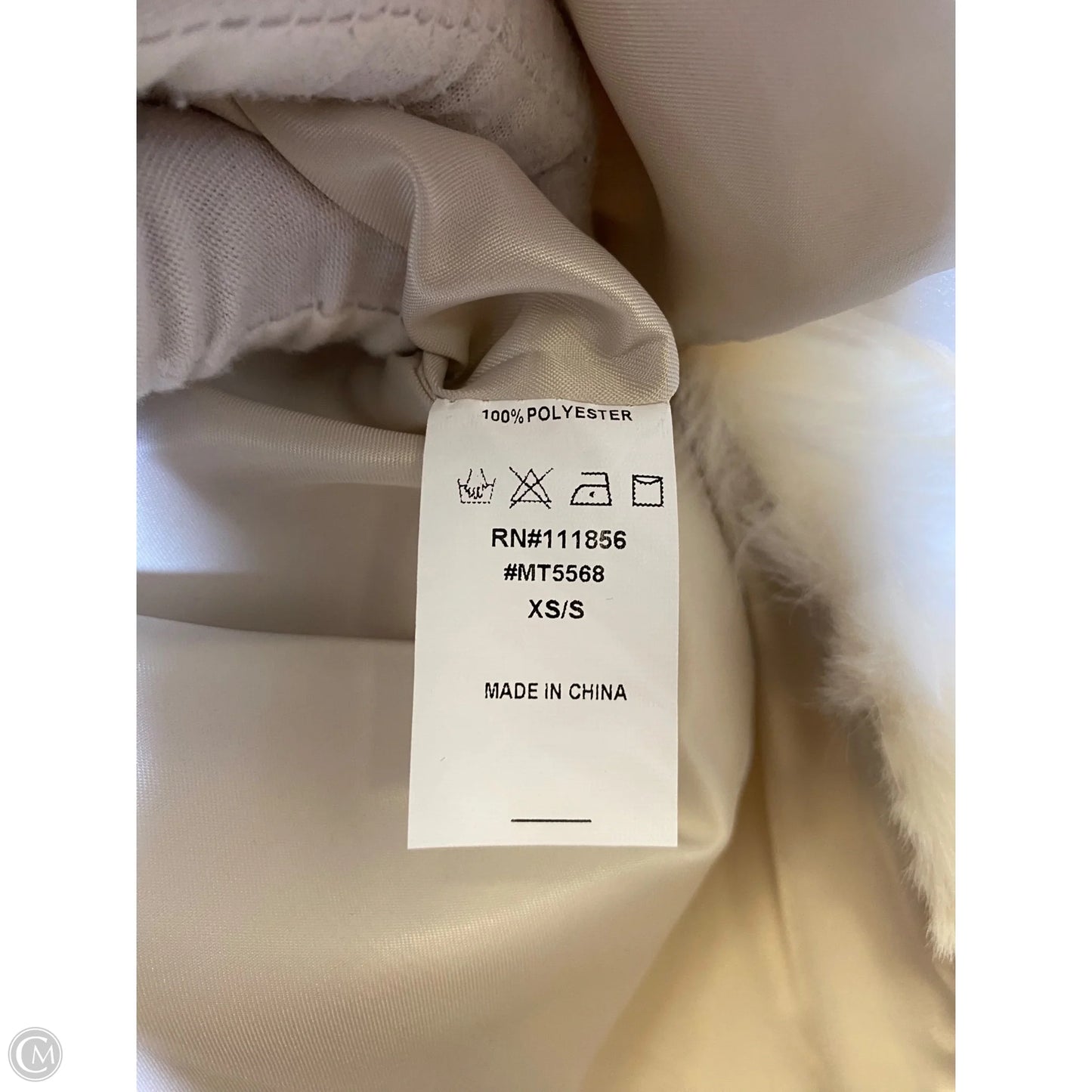 Sweater By Cherish In Cream, Size: Xs