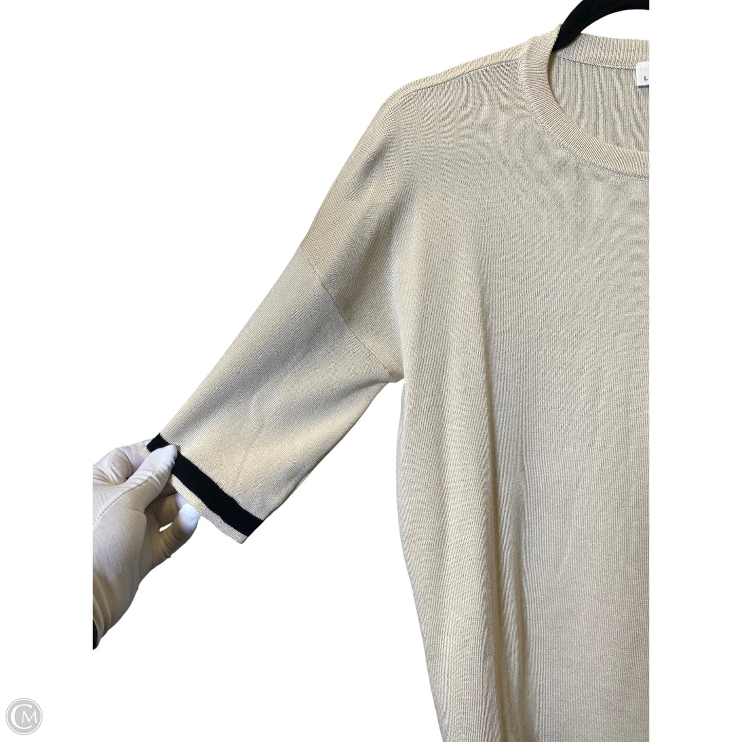 Sweater Short Sleeve By Clothes Mentor In Beige, Size: L
