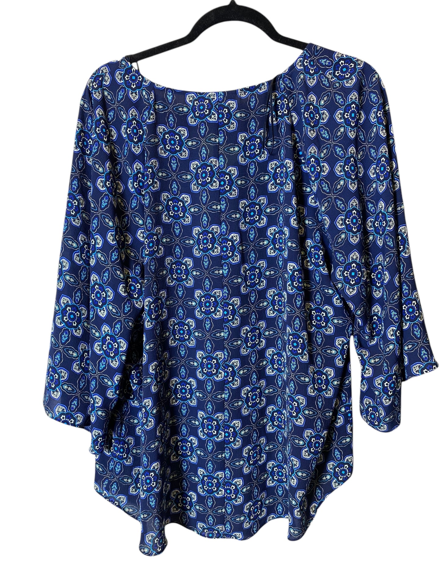 Top 3/4 Sleeve By Dana Buchman In Geometric Pattern, Size: Xl